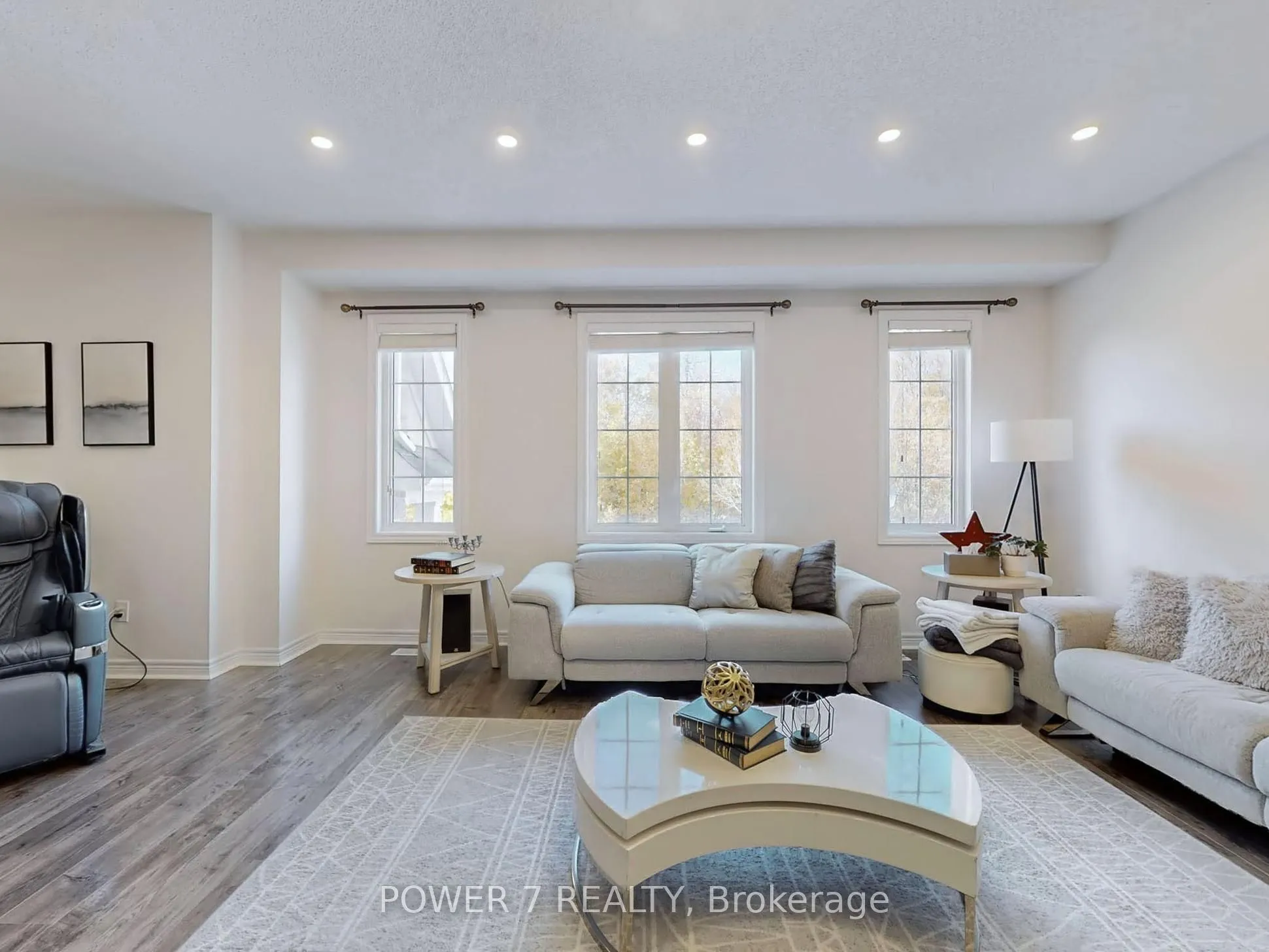 180 Woodspring Avenue