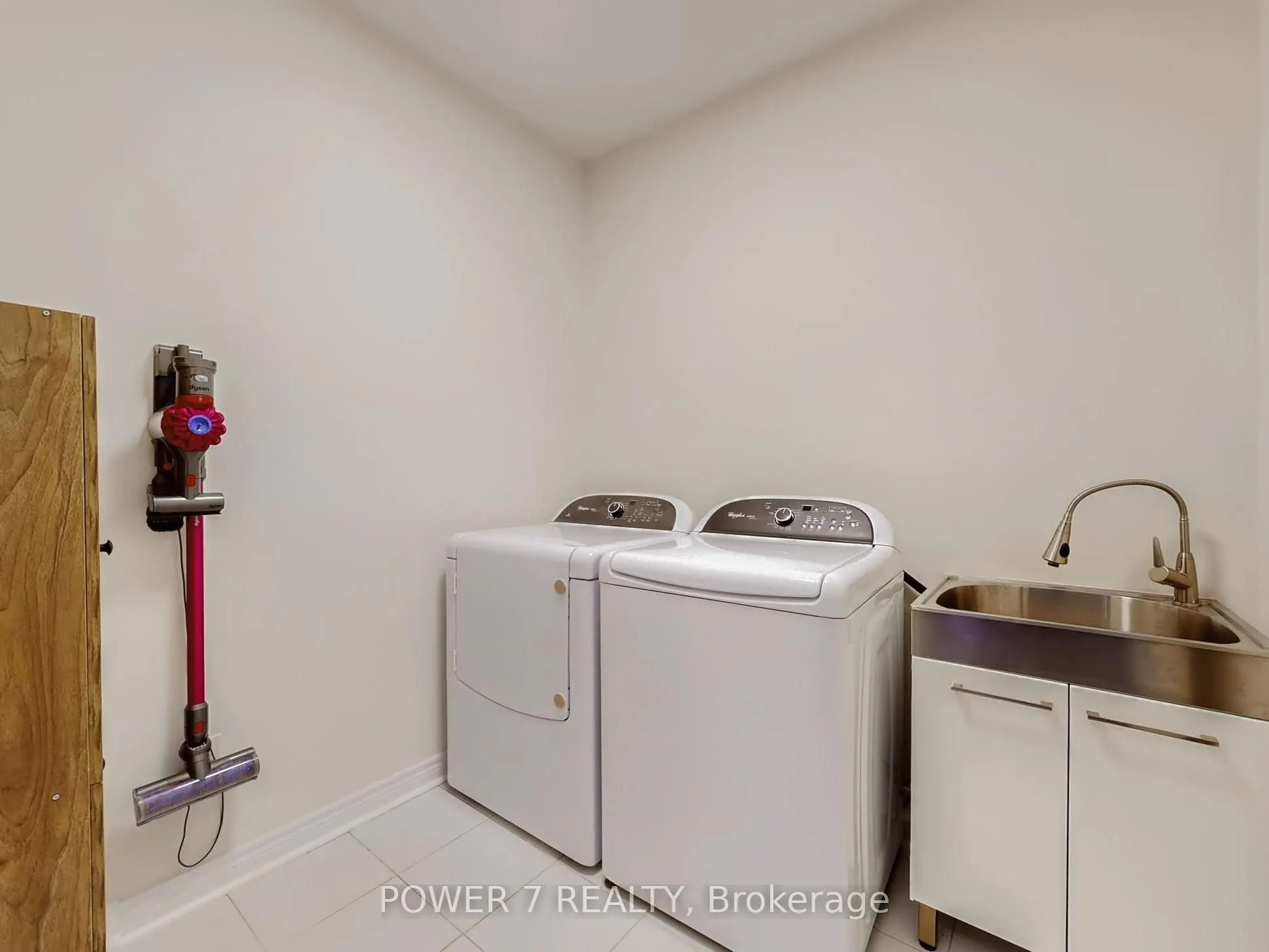 180 Woodspring Avenue