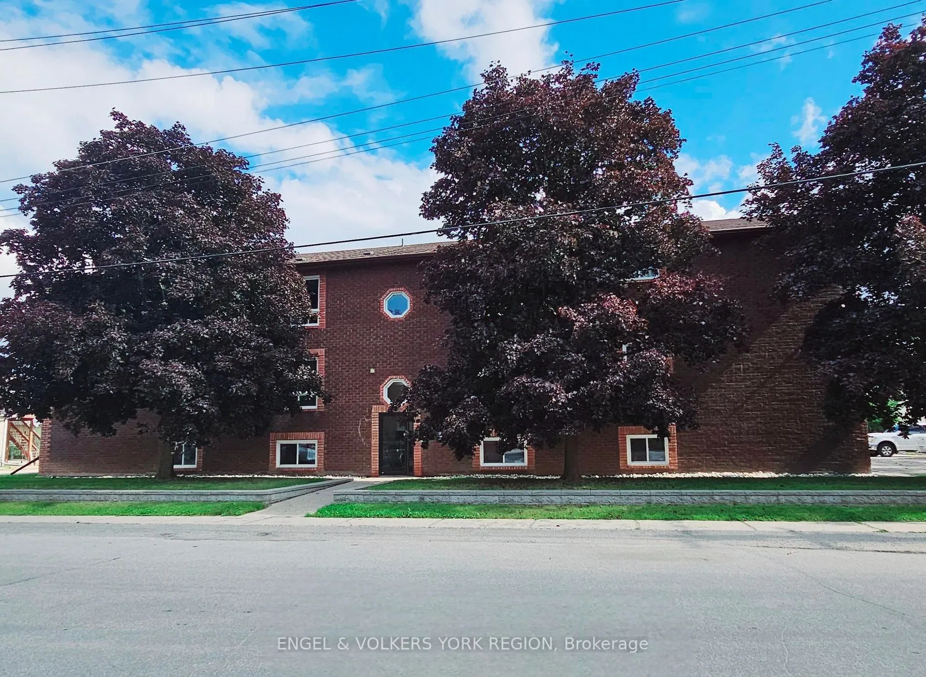 86 Curtis Street, #3