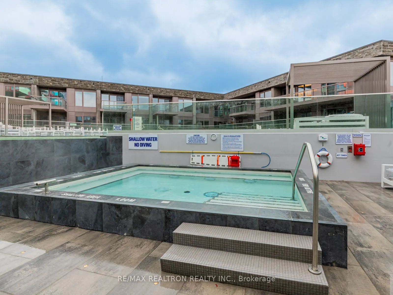 333 Sunseeker Avenue, #110