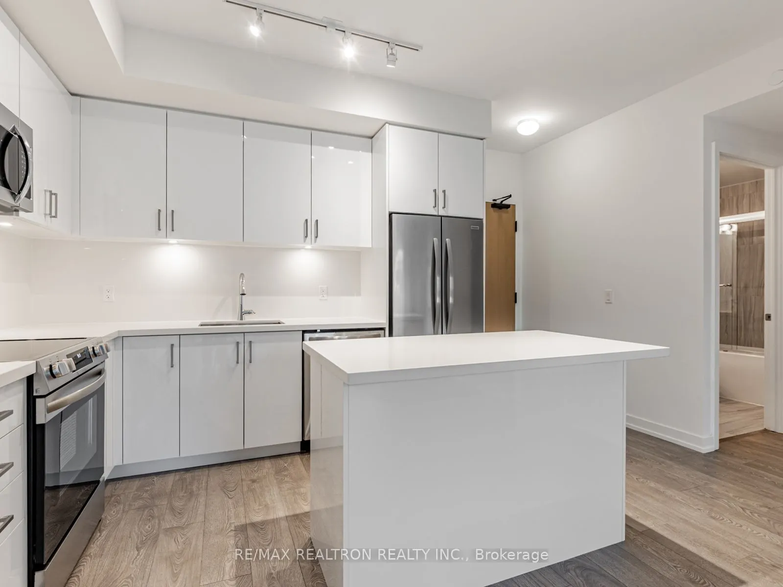 333 Sunseeker Avenue, #110