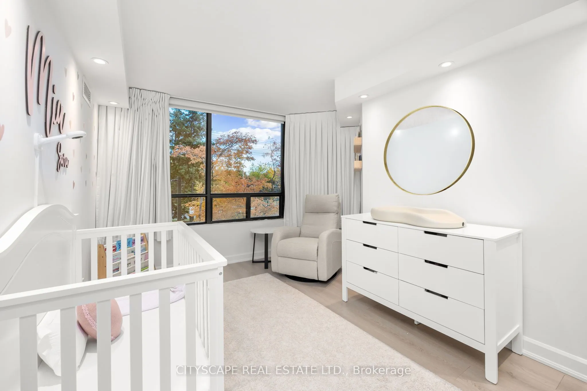 7460 Bathurst Street, #209