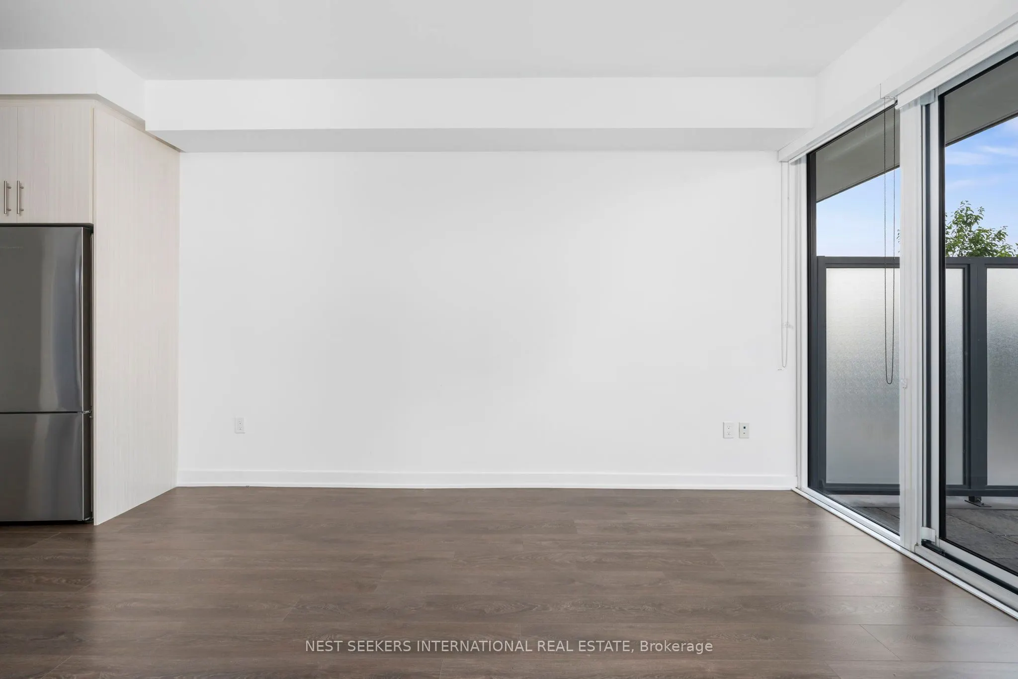 85 Oneida Crescent, #303