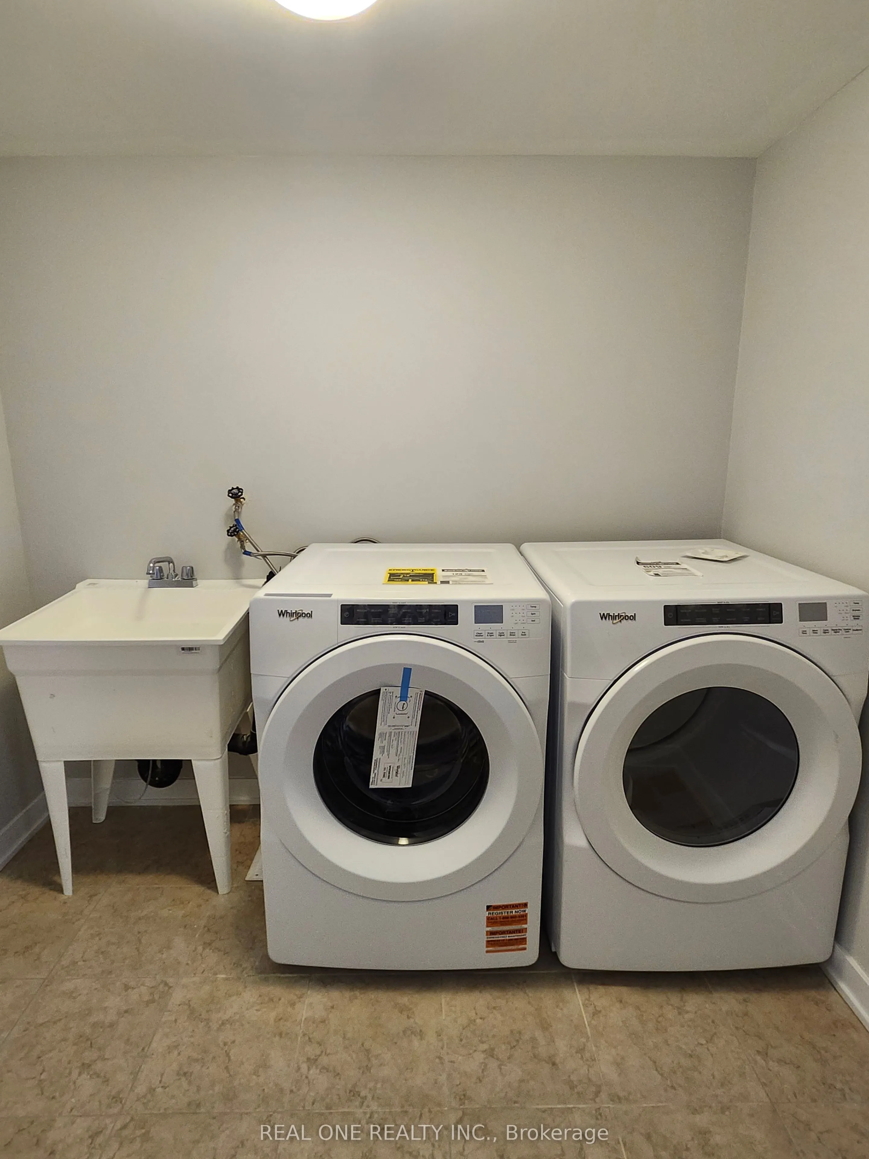 14 Freeman Williams Street