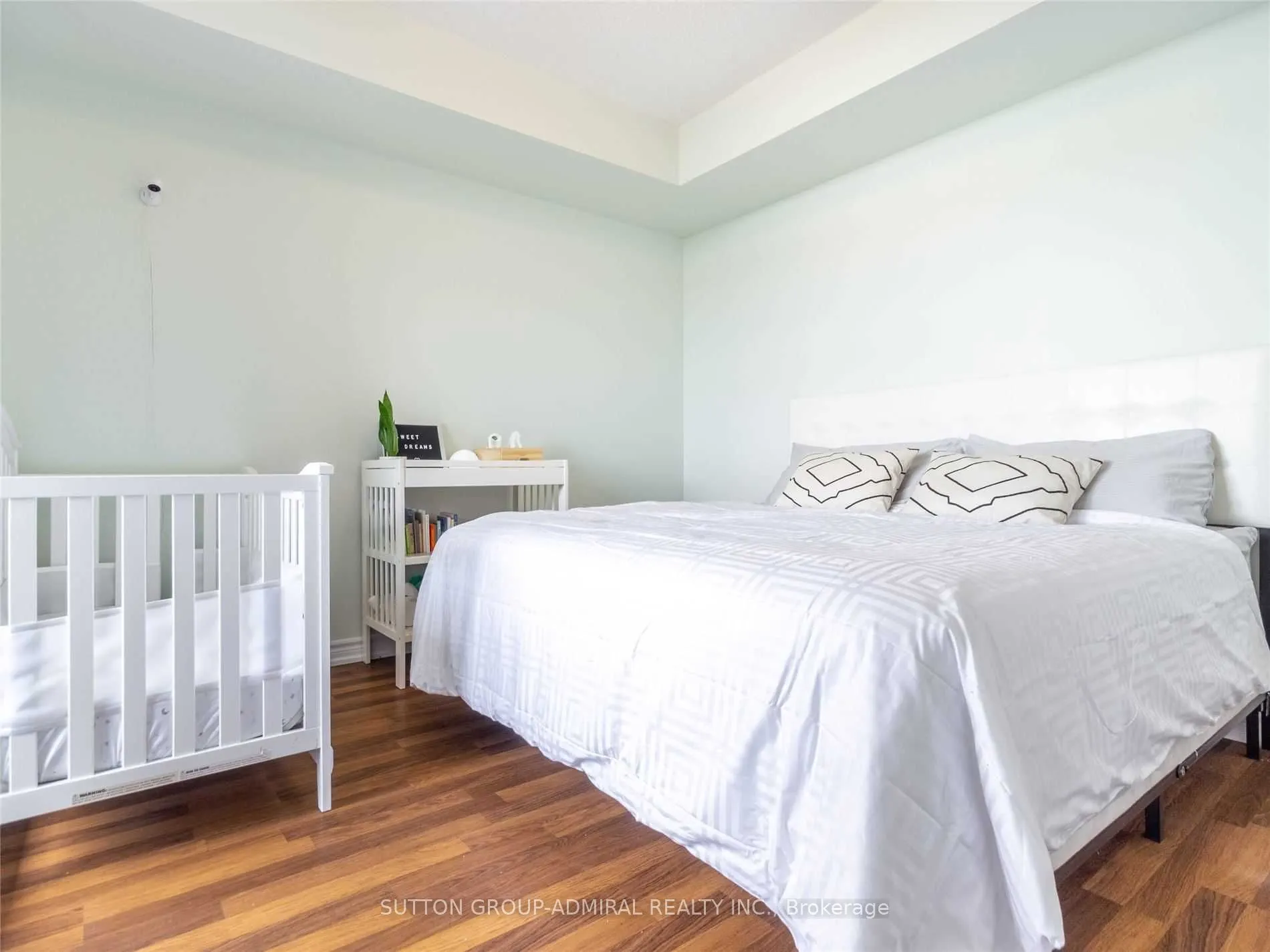 9225 Jane Street, #1117