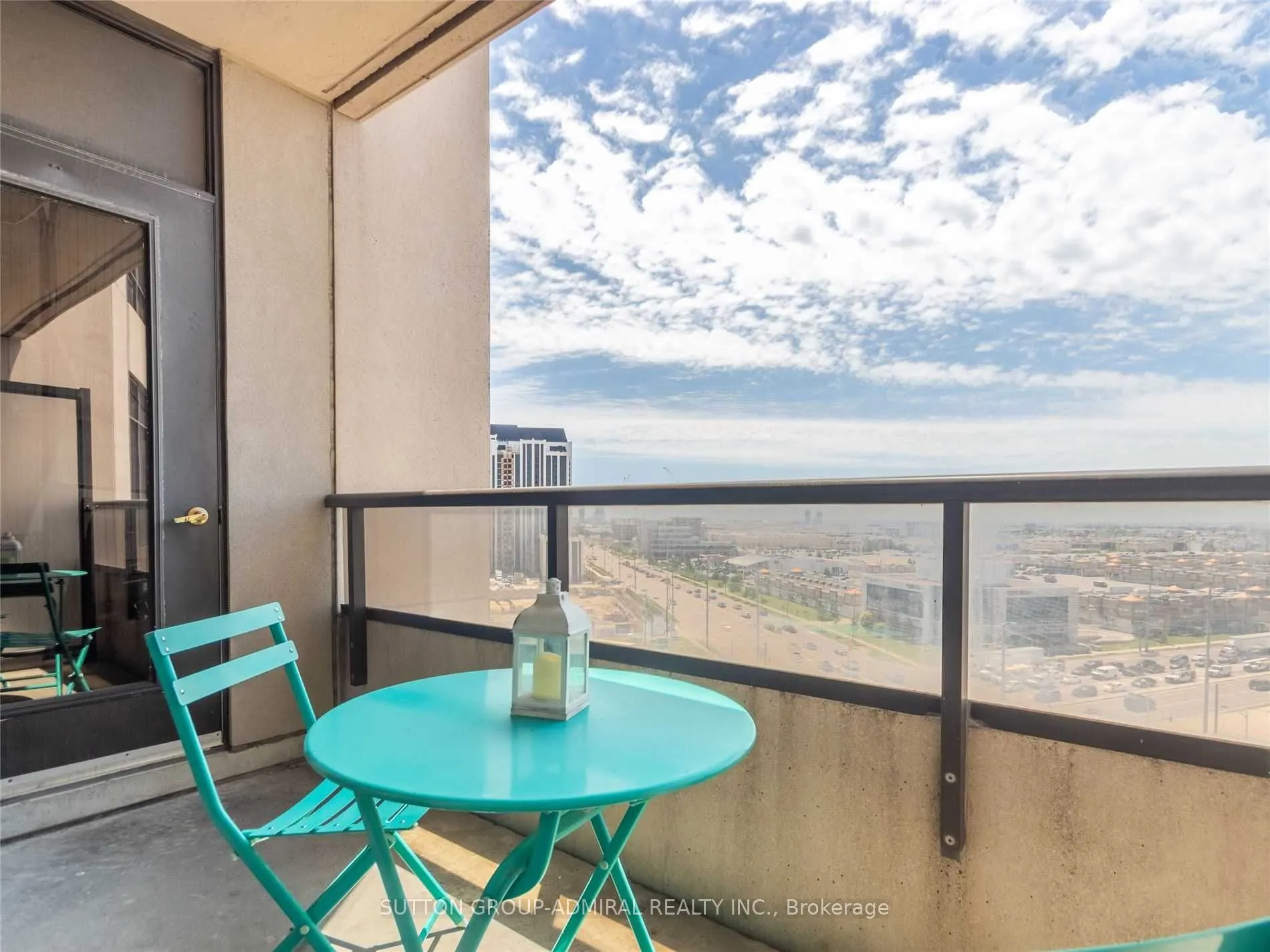 9225 Jane Street, #1117