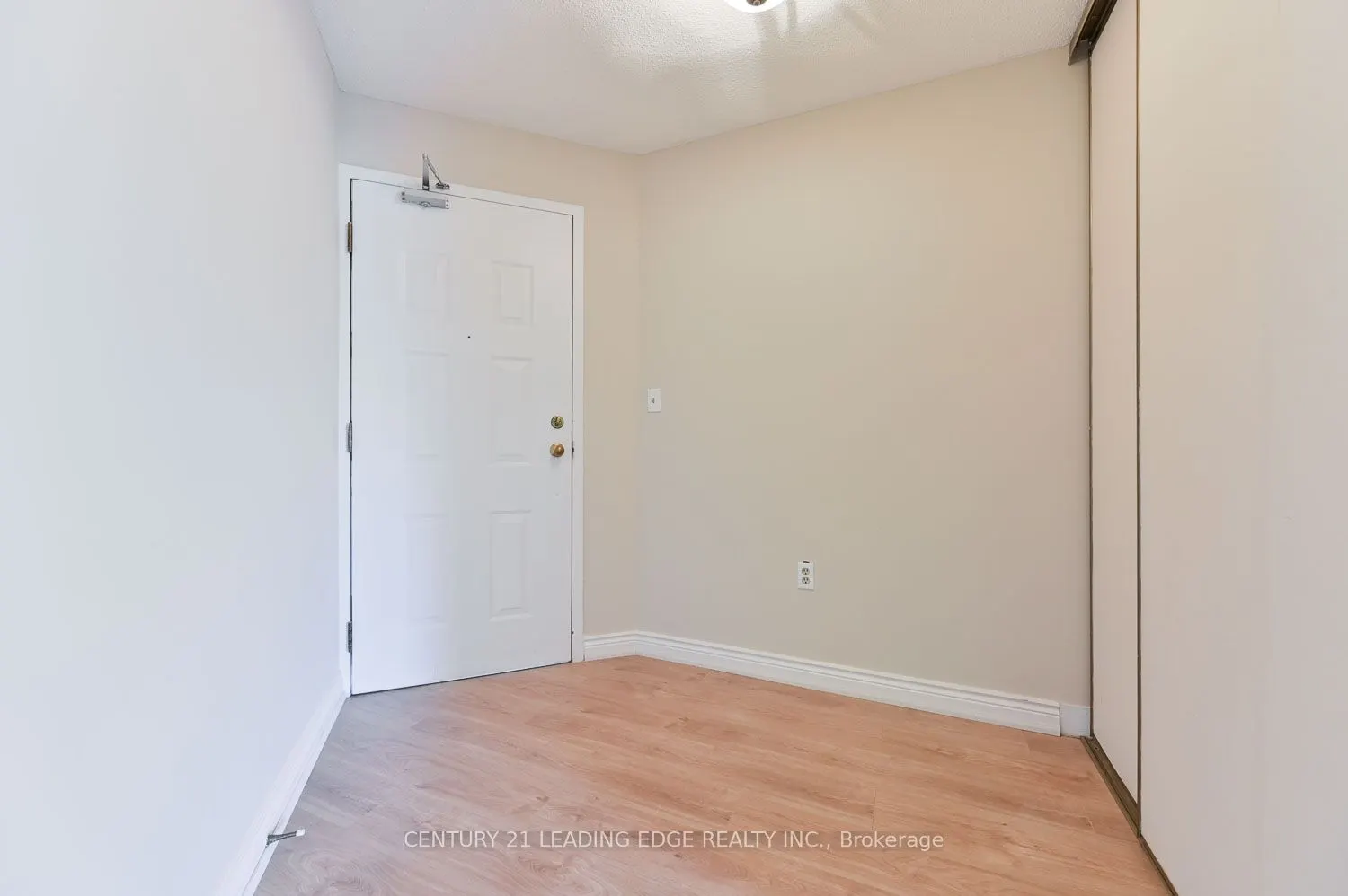 100 Anna Russell Way, #PH2