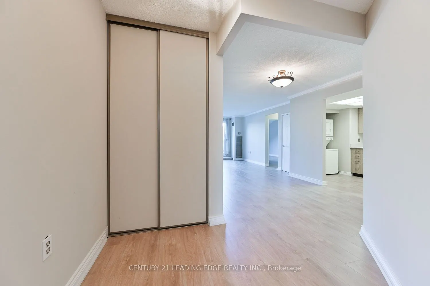 100 Anna Russell Way, #PH2