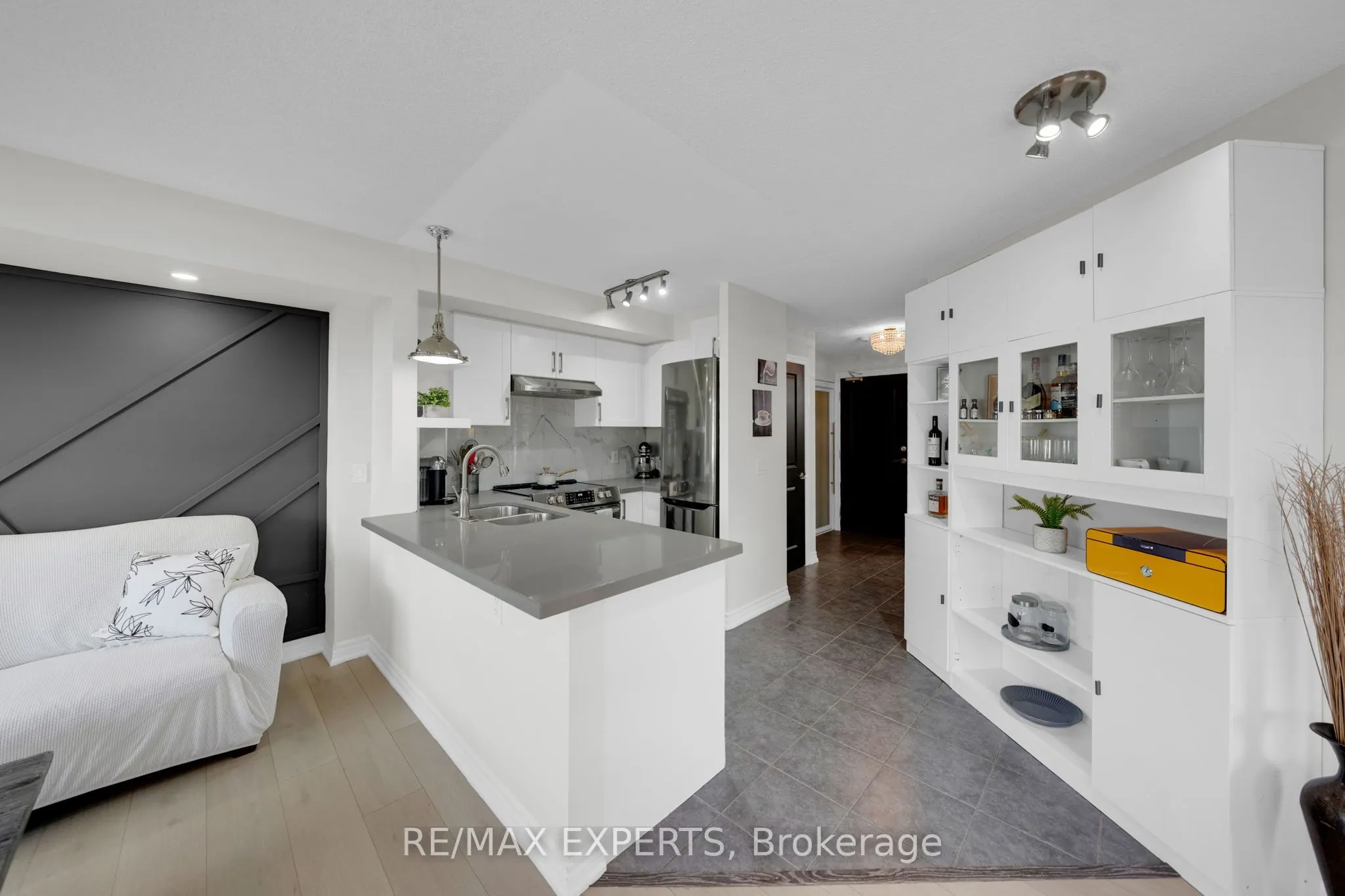 7730 Kipling Avenue, #205