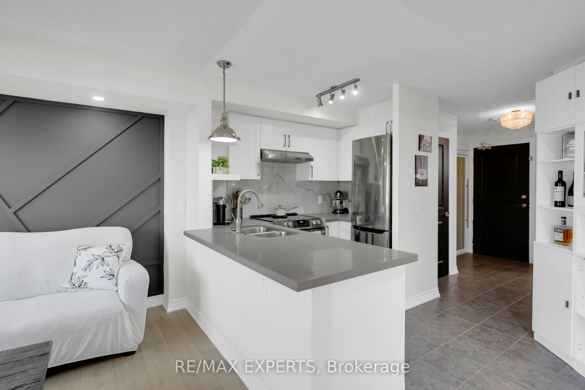 7730 Kipling Avenue, #205