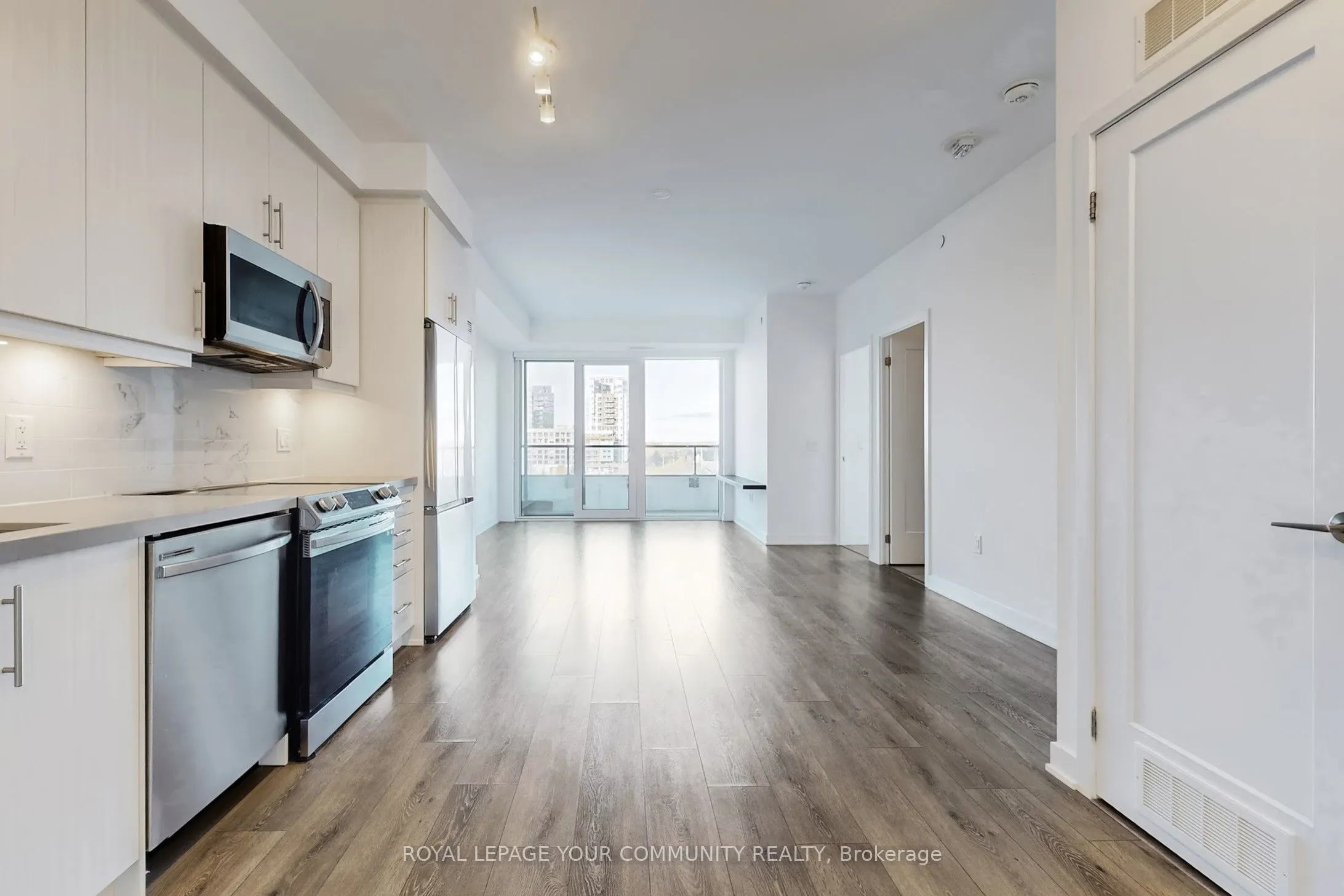 95 Oneida Crescent, #503