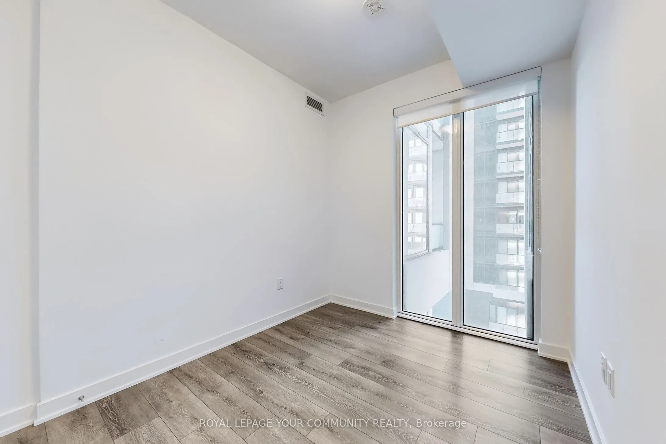 95 Oneida Crescent, #503