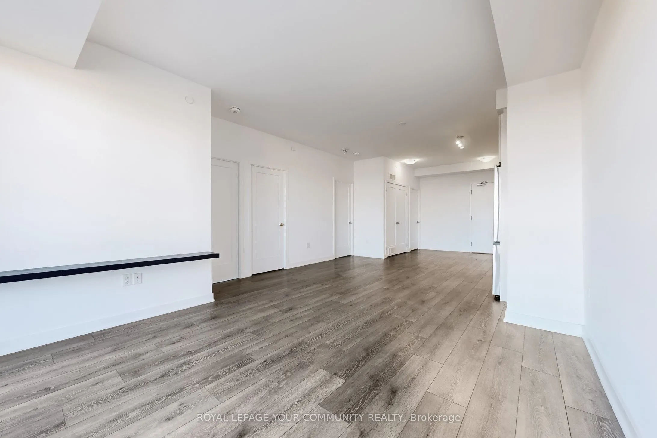 95 Oneida Crescent, #503