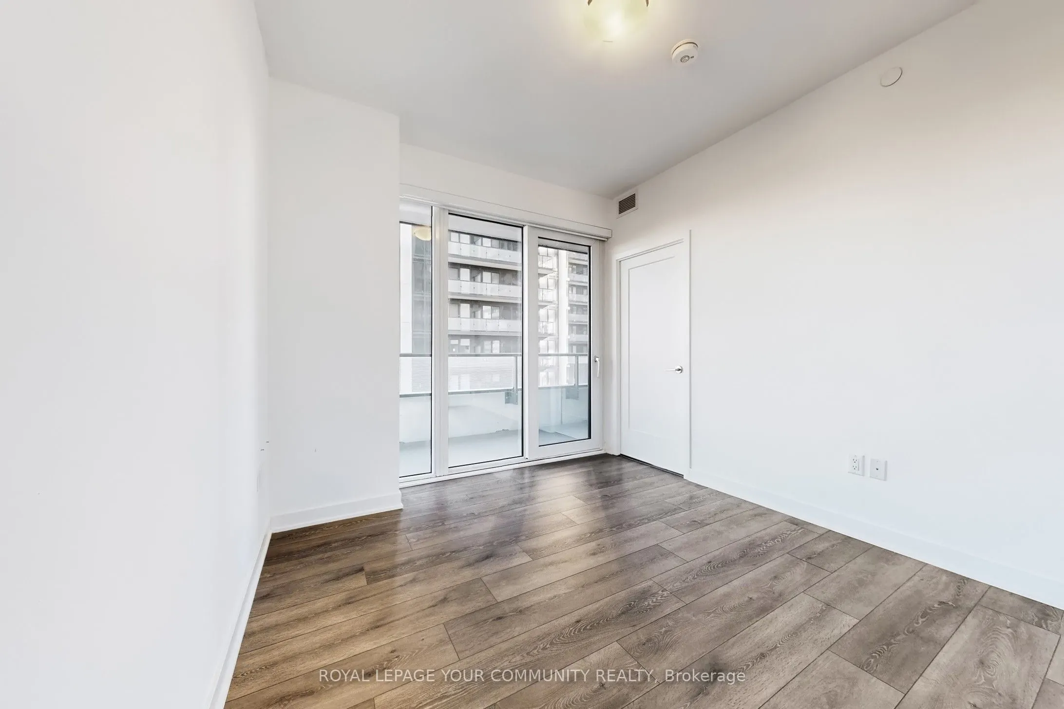 95 Oneida Crescent, #503