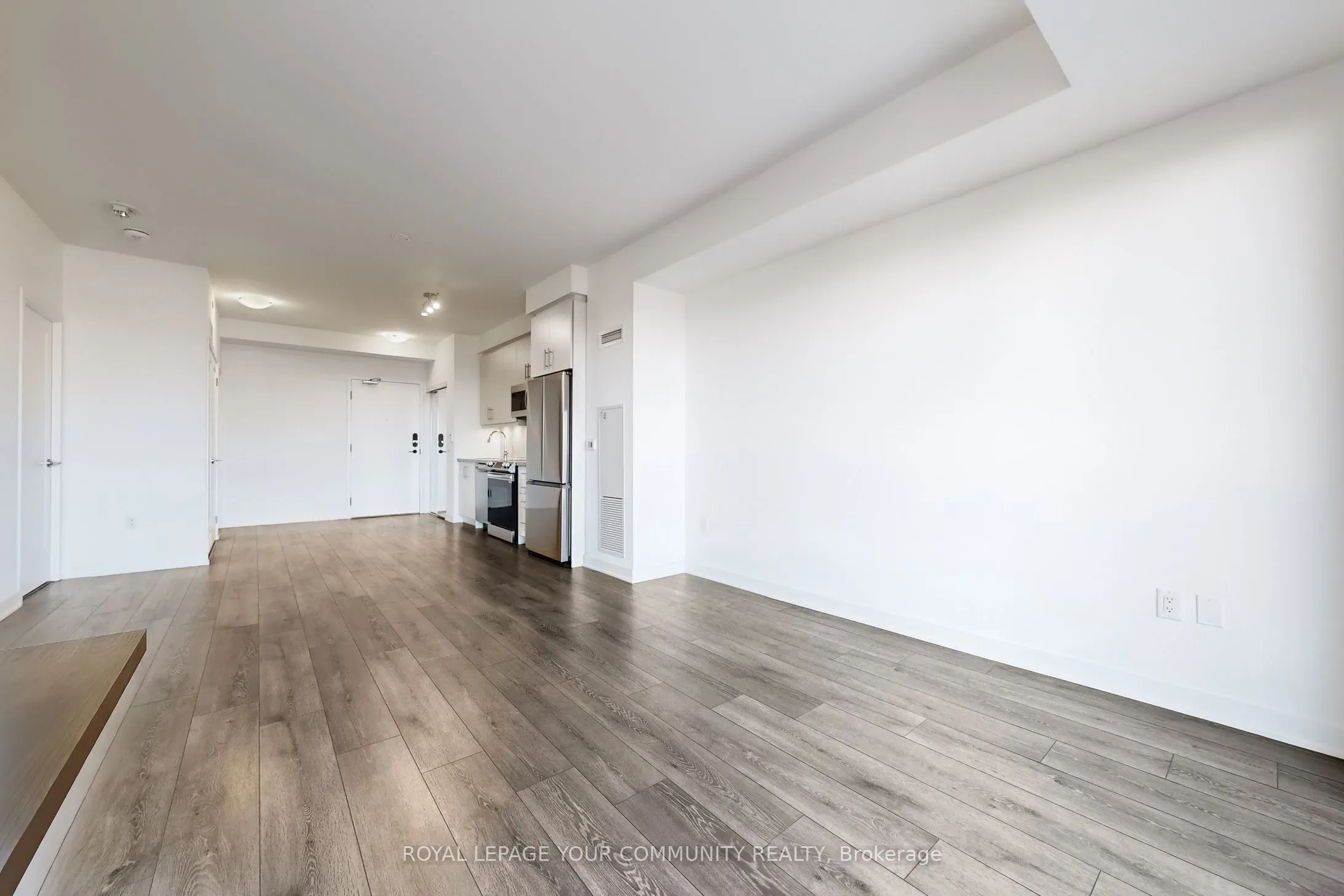 95 Oneida Crescent, #503