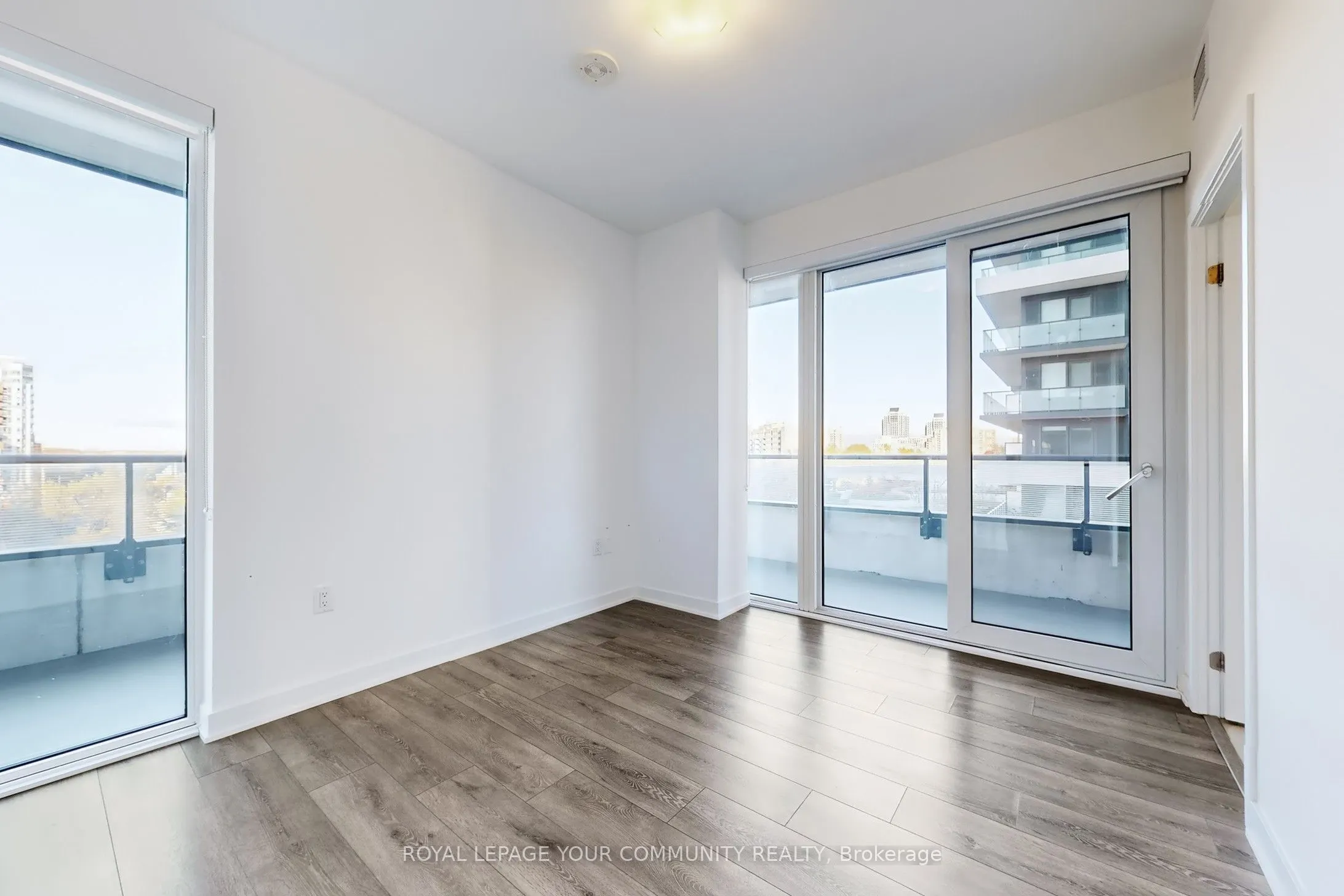 95 Oneida Crescent, #503