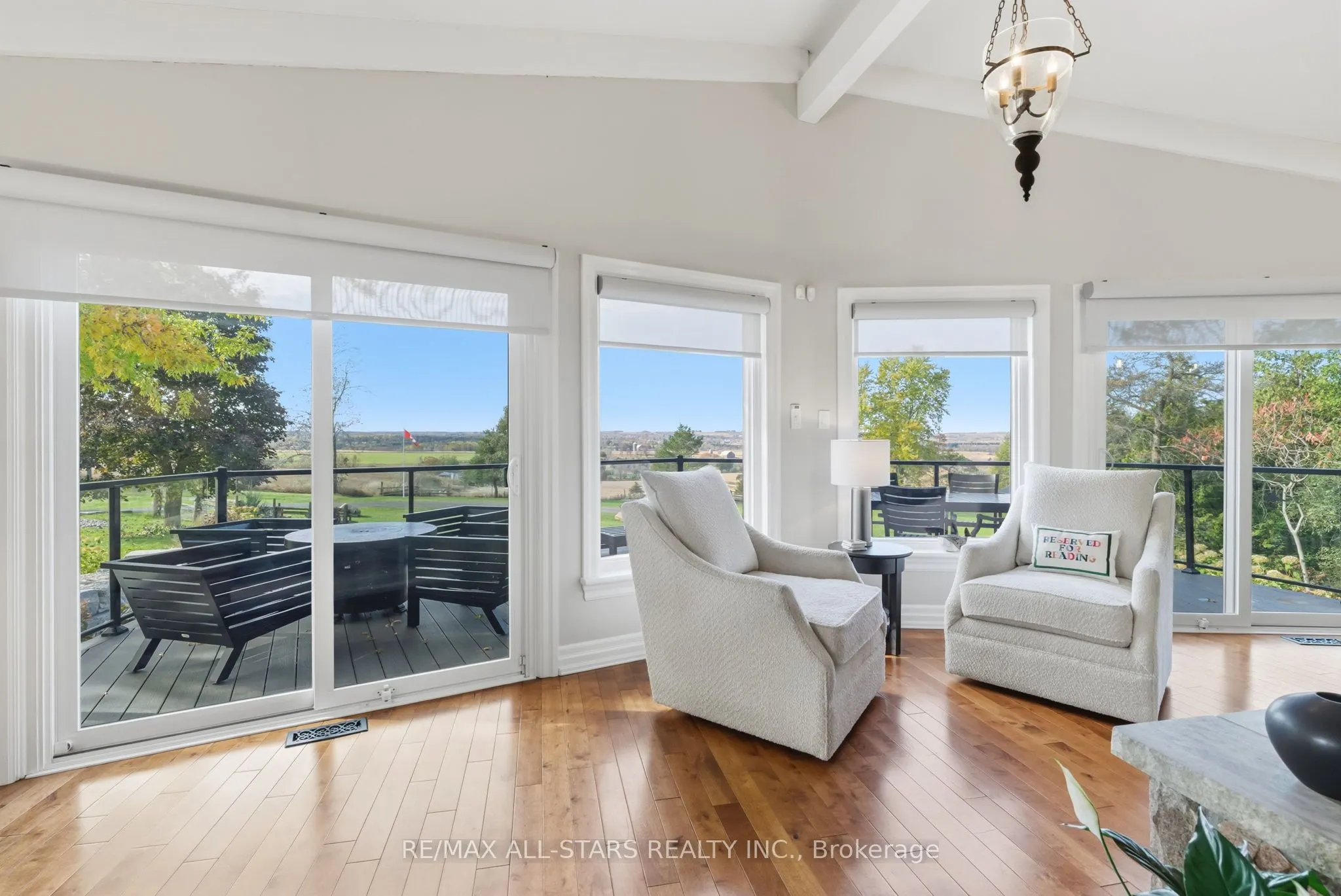 320 Scugog Line 9 Line