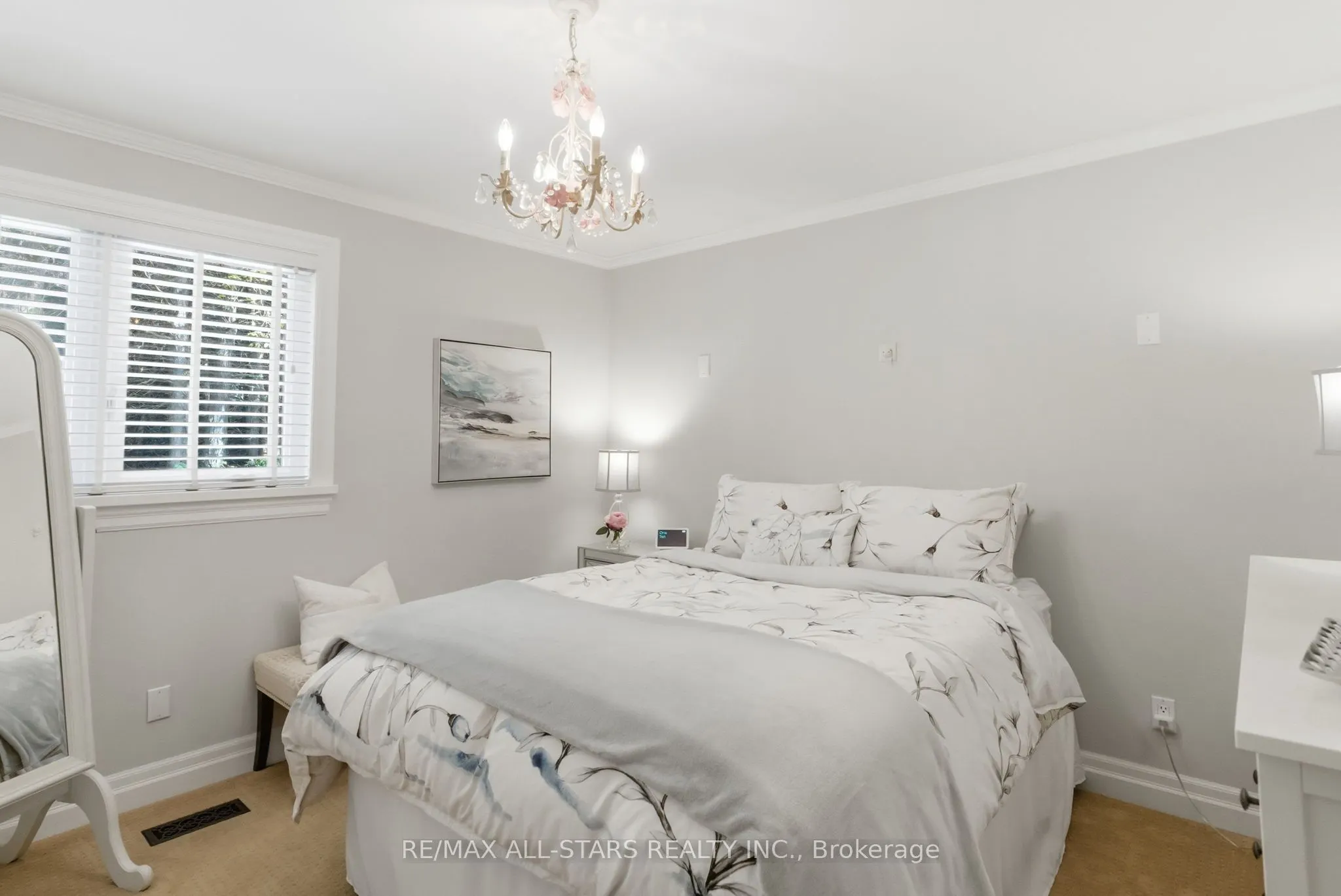 320 Scugog Line 9 Line