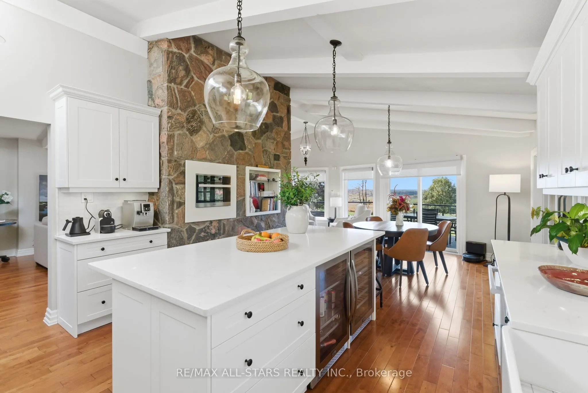 320 Scugog Line 9 Line