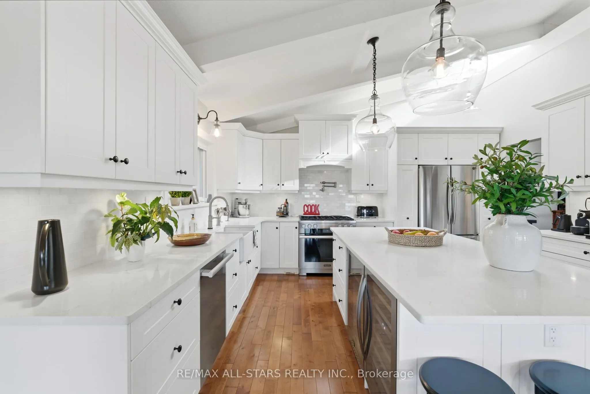 320 Scugog Line 9 Line