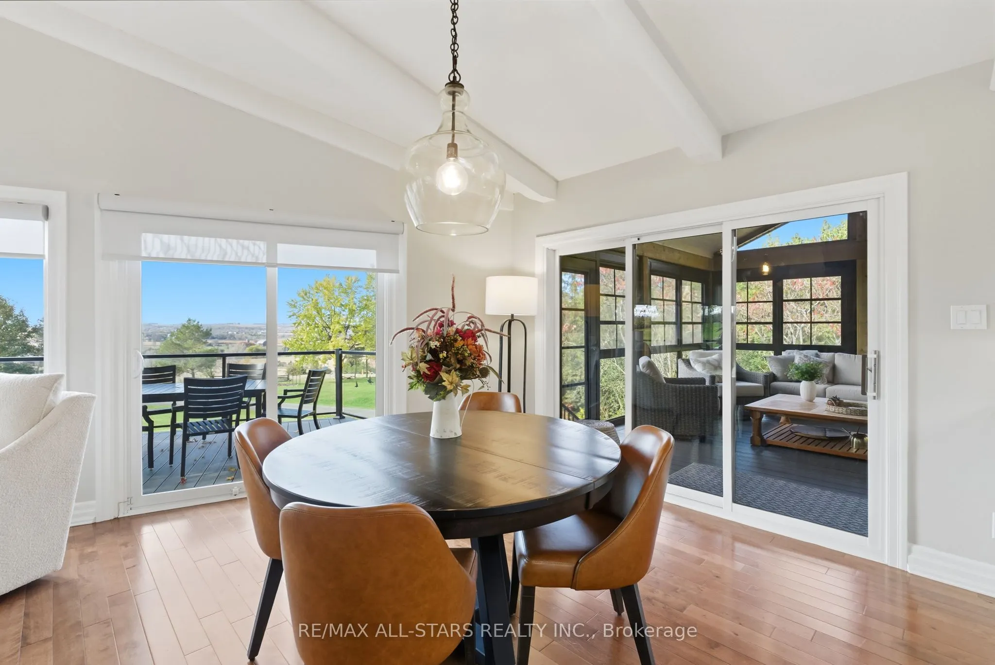 320 Scugog Line 9 Line