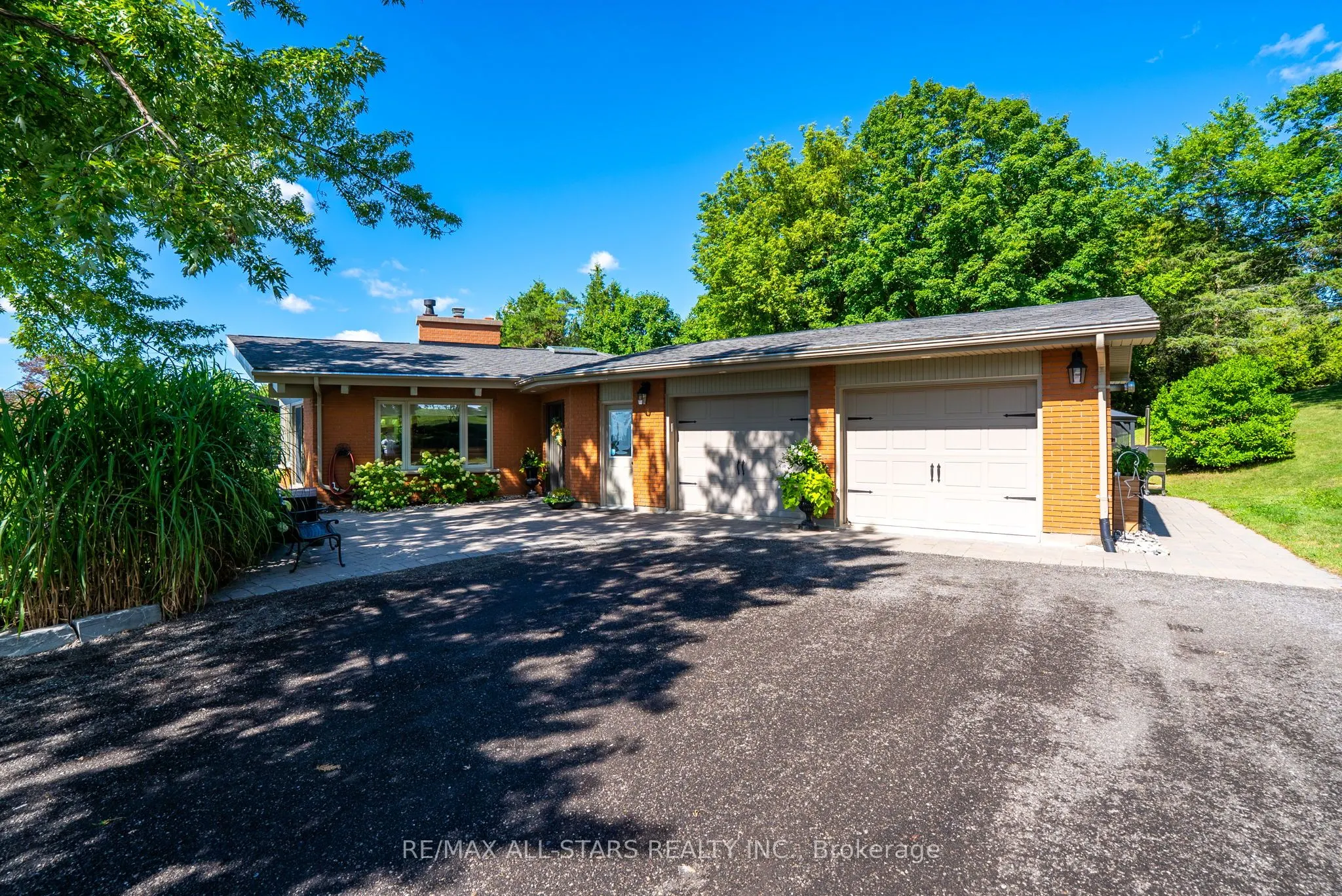 320 Scugog Line 9 Line