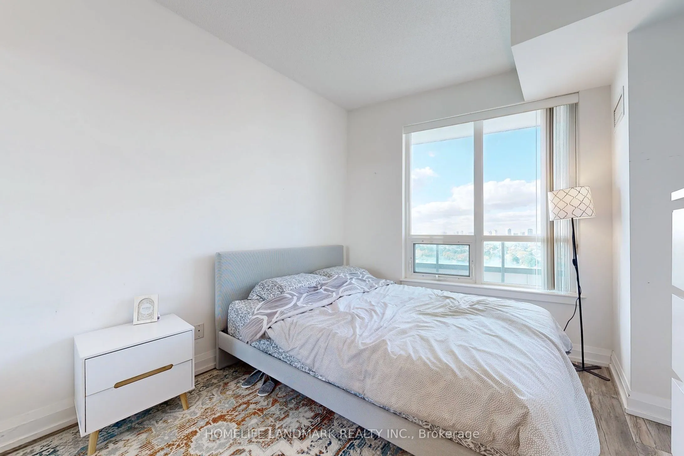 7161 Yonge Street, #1123