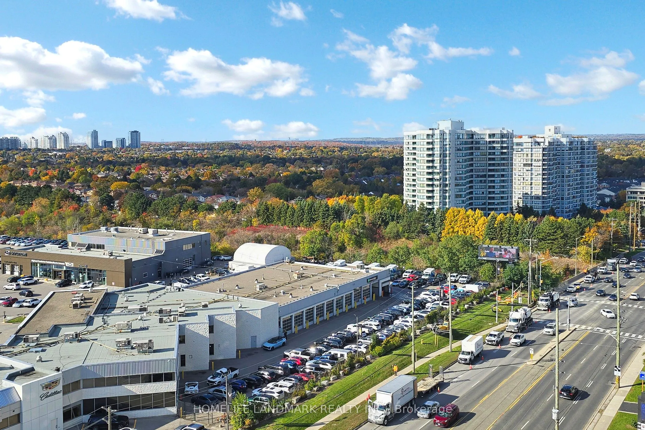 7161 Yonge Street, #1123