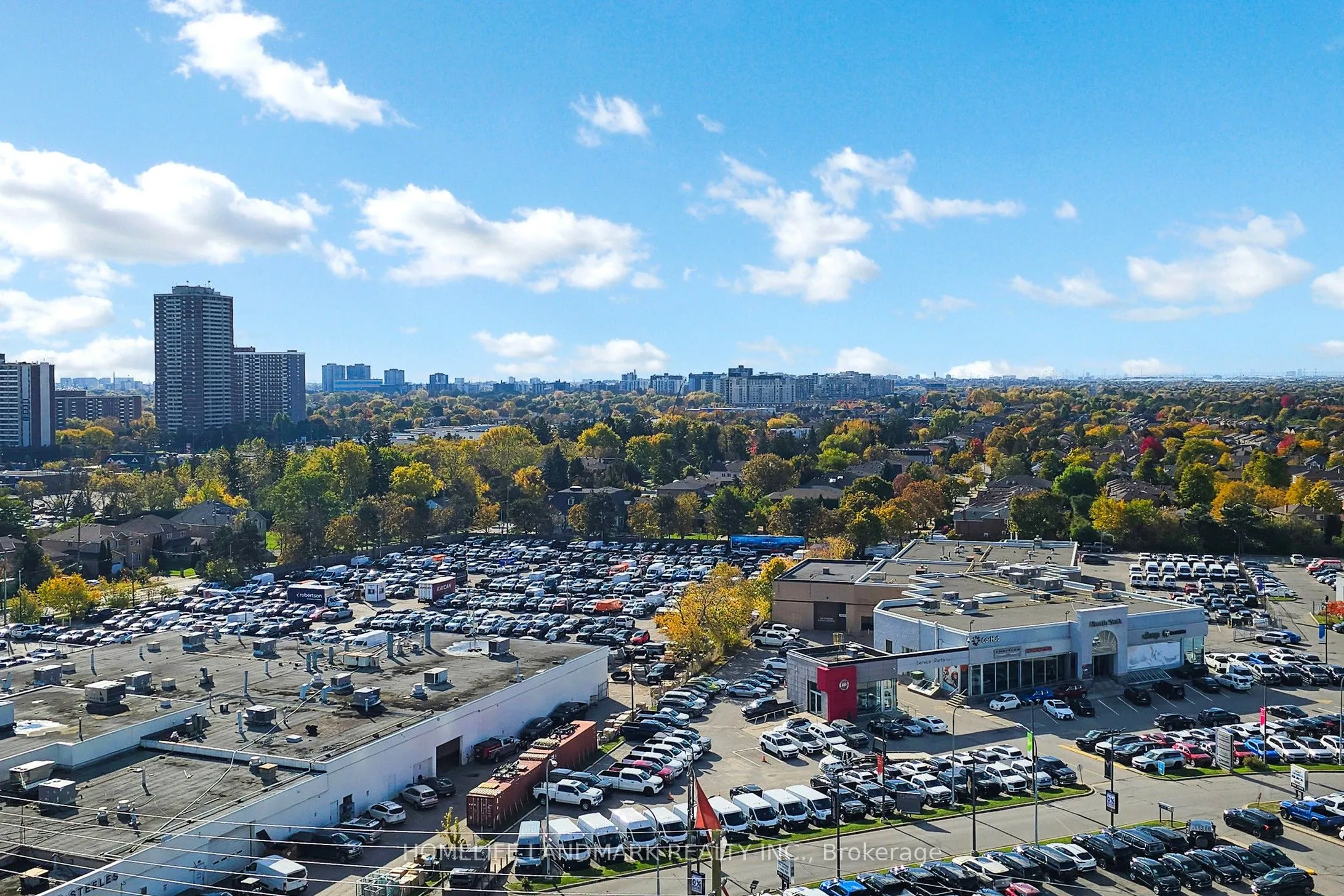 7161 Yonge Street, #1123