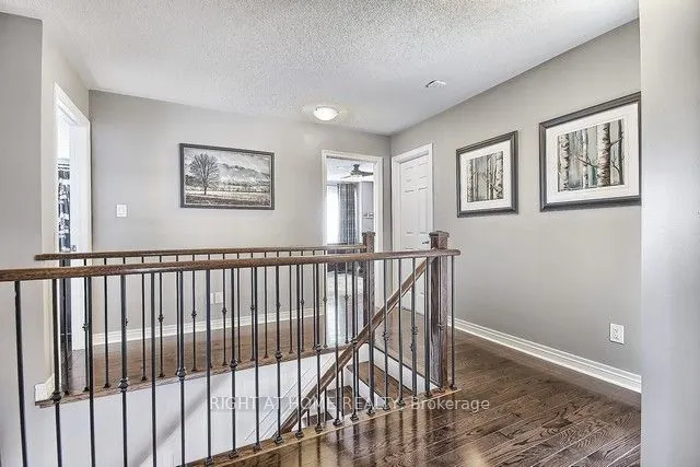 154 Peter Rupert Avenue W