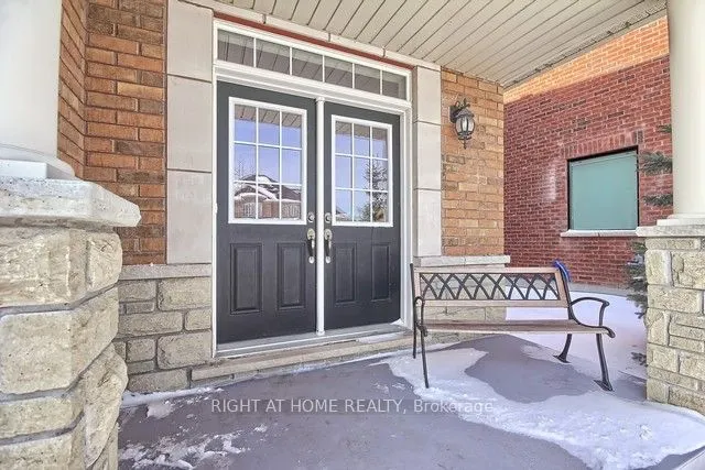 154 Peter Rupert Avenue W