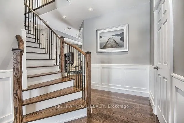 154 Peter Rupert Avenue W