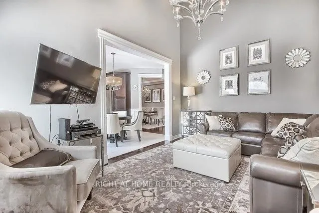 154 Peter Rupert Avenue W