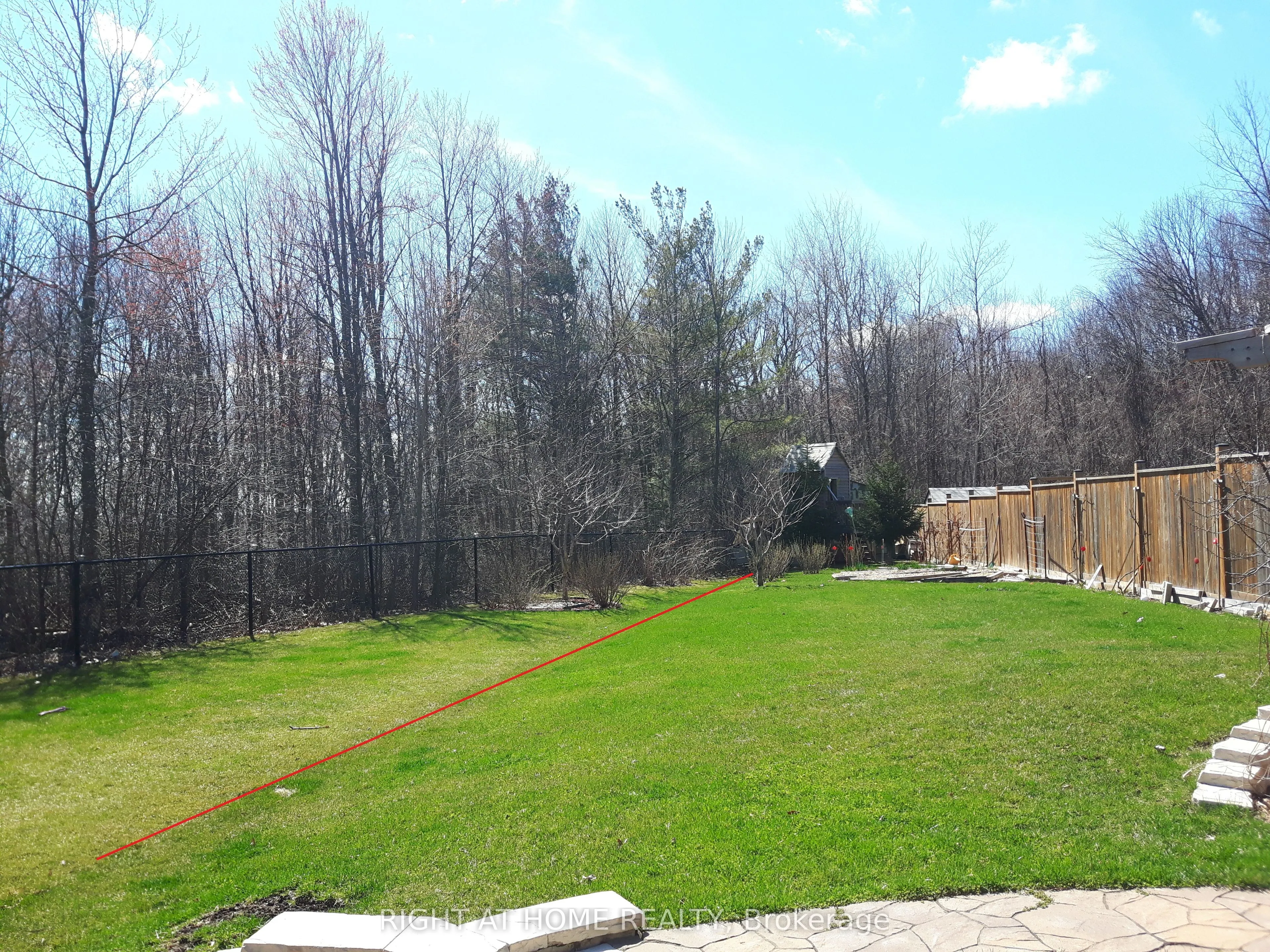 154 Peter Rupert Avenue W