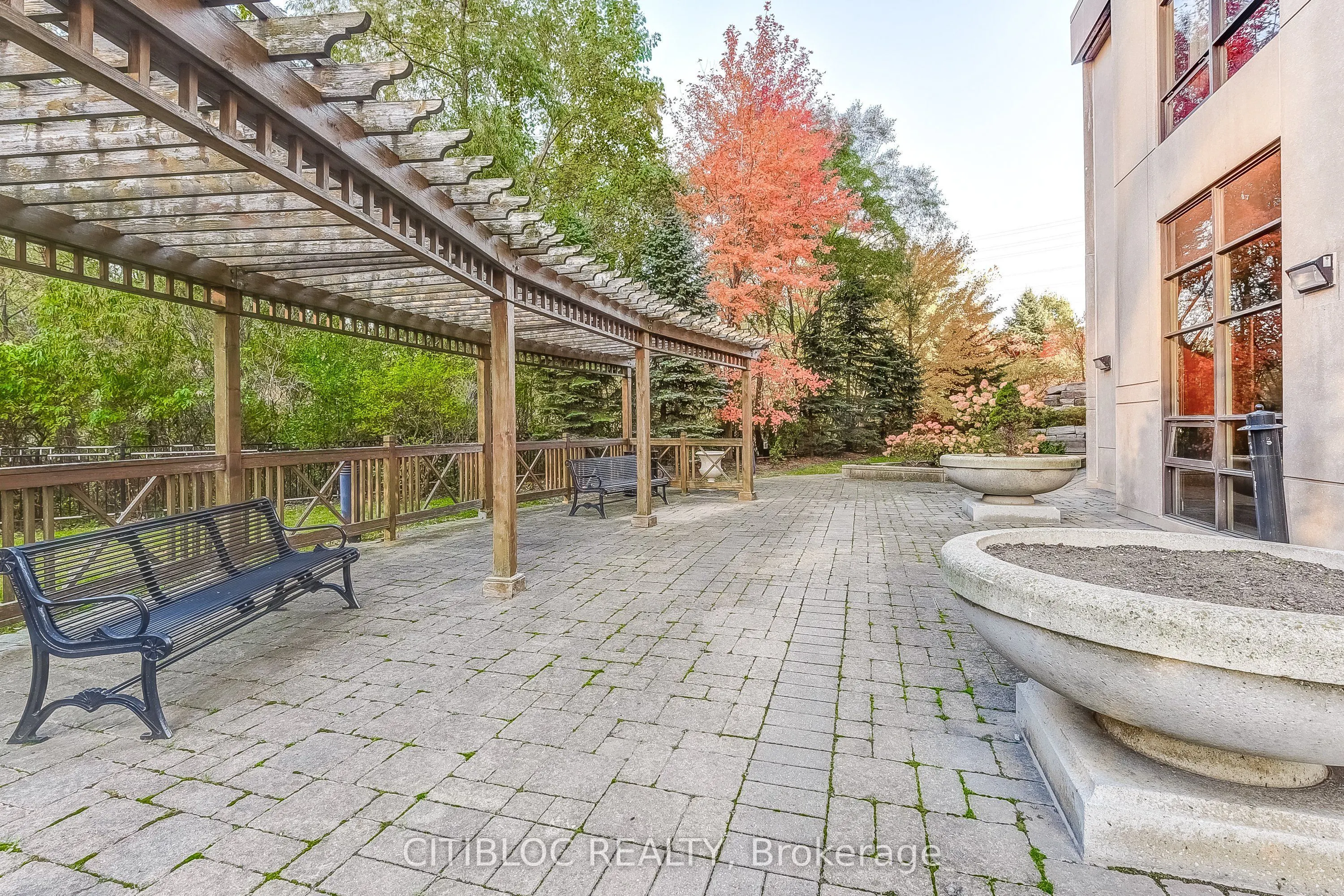 9225 Jane Street, #1614