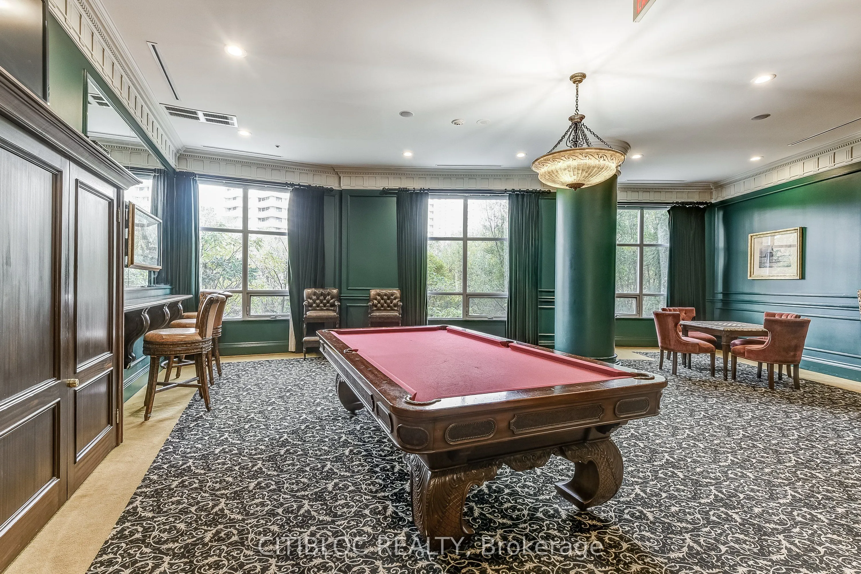 9225 Jane Street, #1614