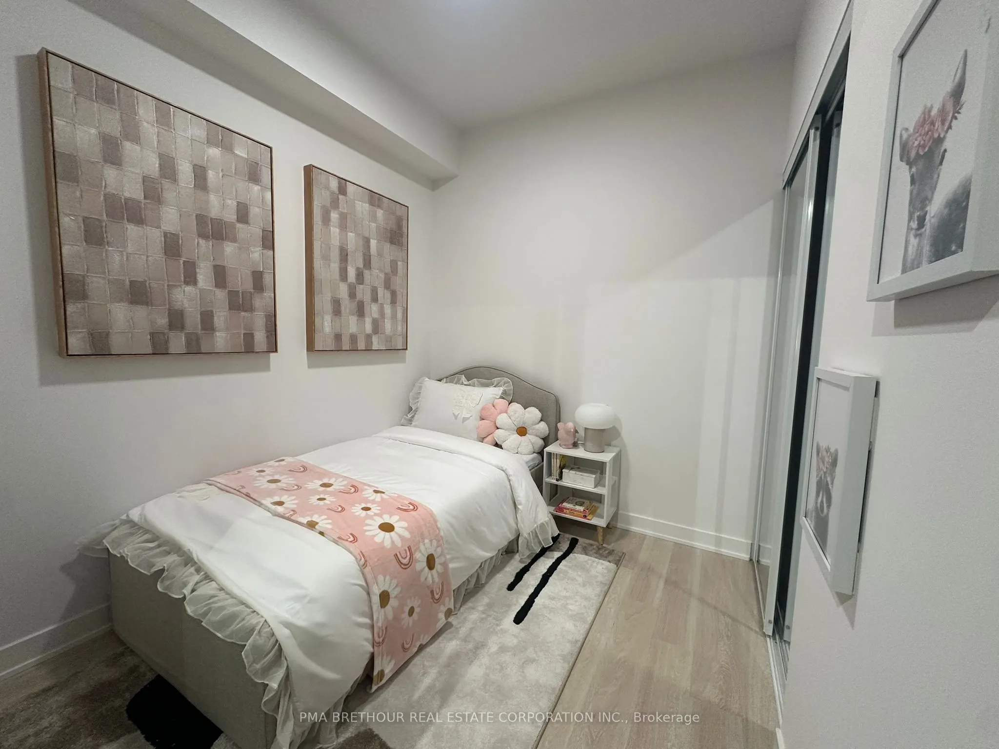 50 Upper Mall Way, #B-2909