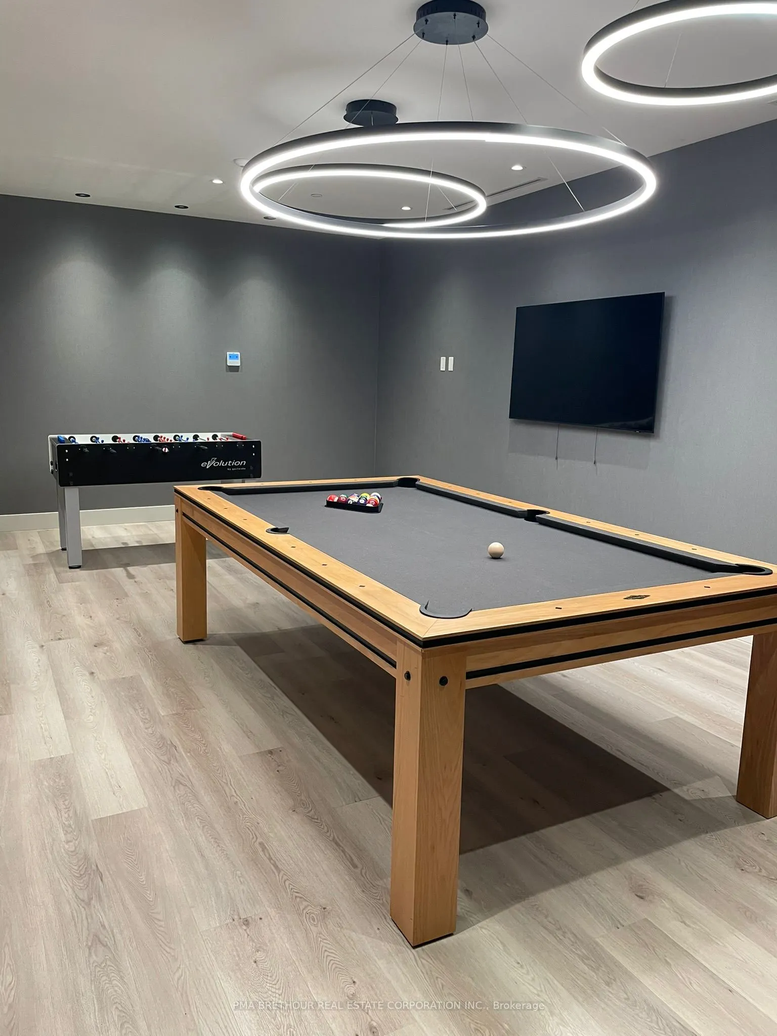 50 Upper Mall Way, #B-2909