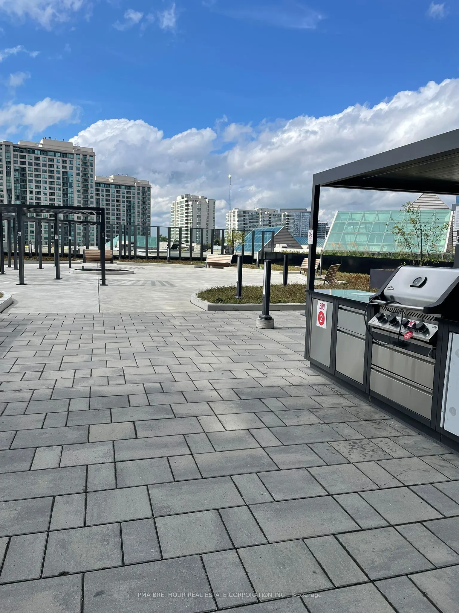 50 Upper Mall Way, #B-2909