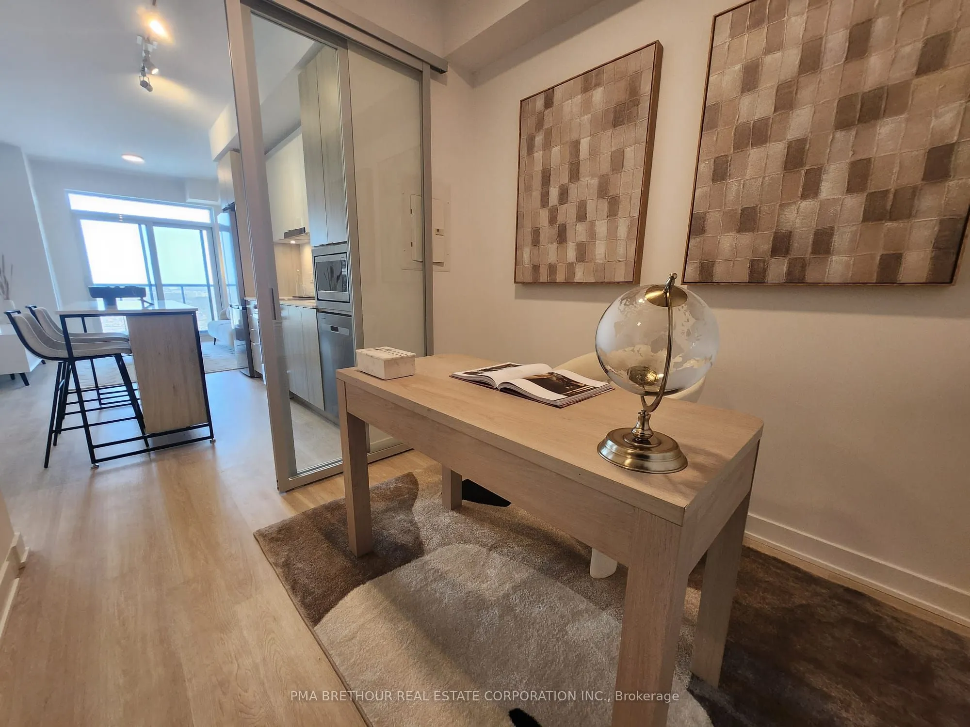 50 Upper Mall Way, #B-2909