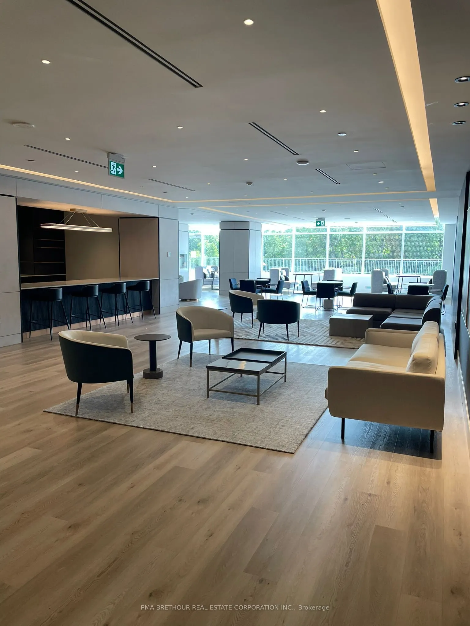 50 Upper Mall Way, #B-2909