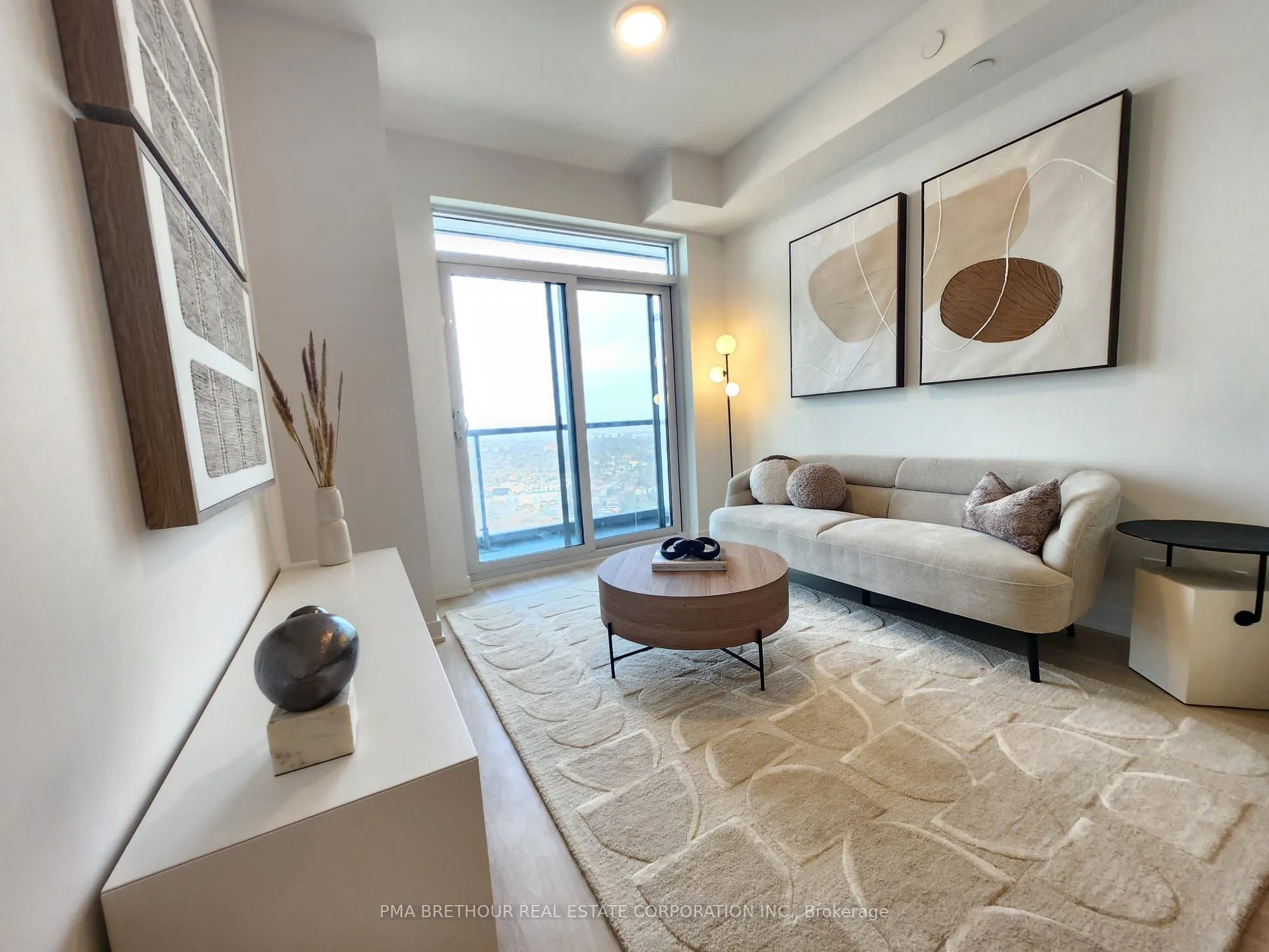 50 Upper Mall Way, #B-2909