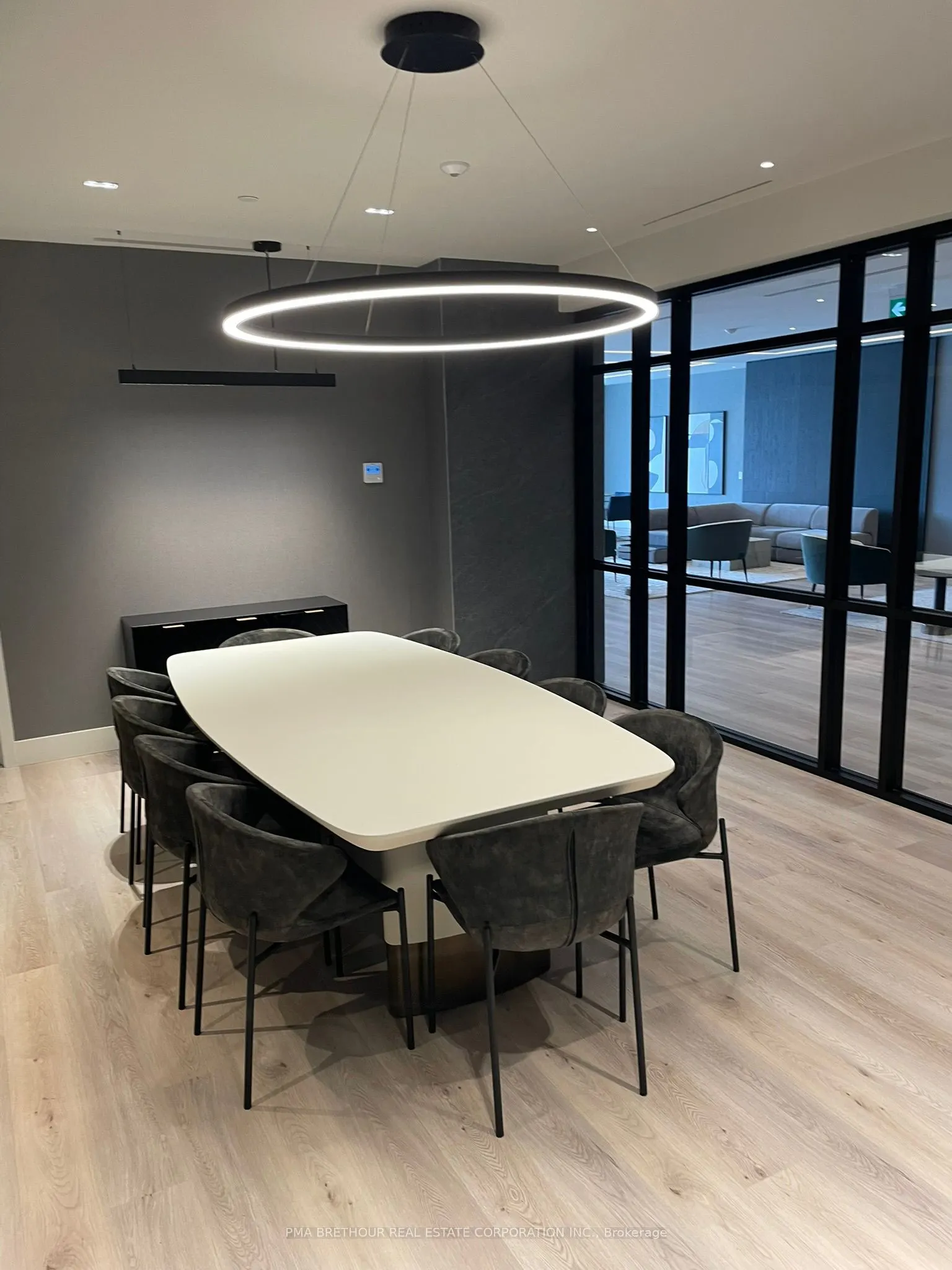 50 Upper Mall Way, #B-2909