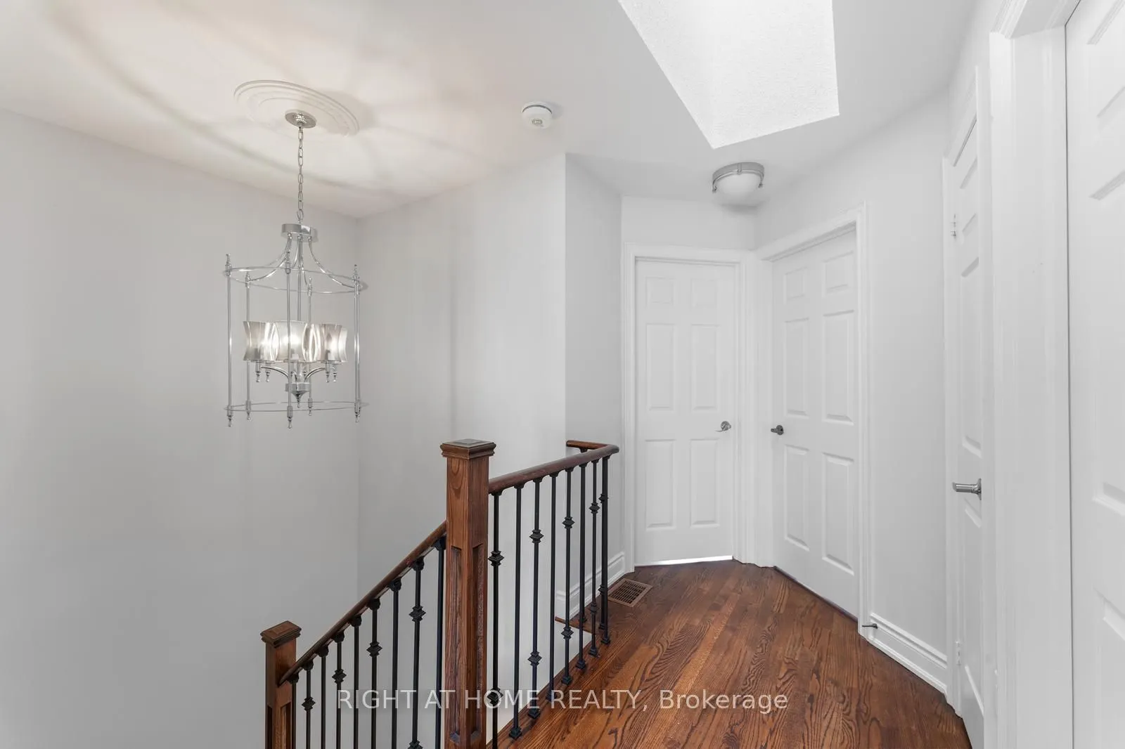 18 Isaac Devins Avenue