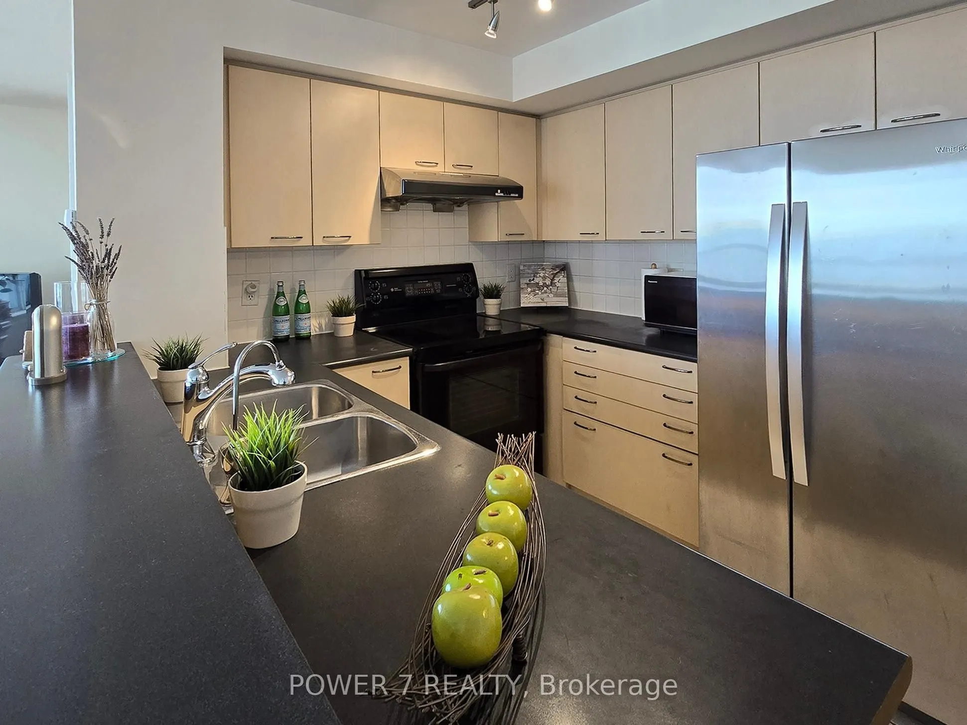 48 Suncrest Boulevard, #618