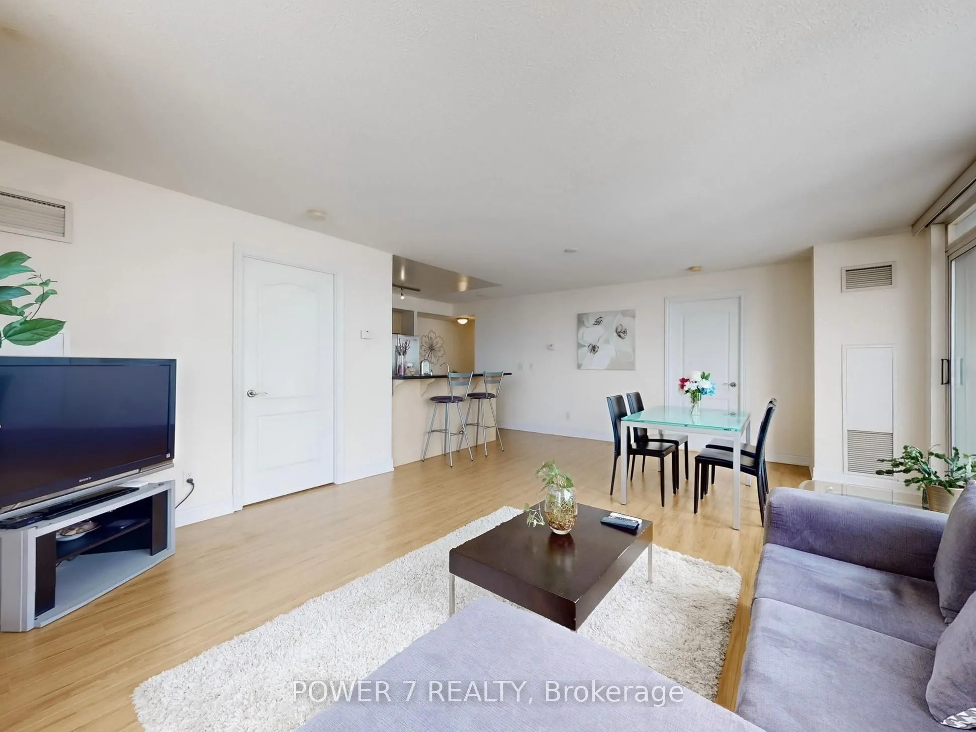 48 Suncrest Boulevard, #618