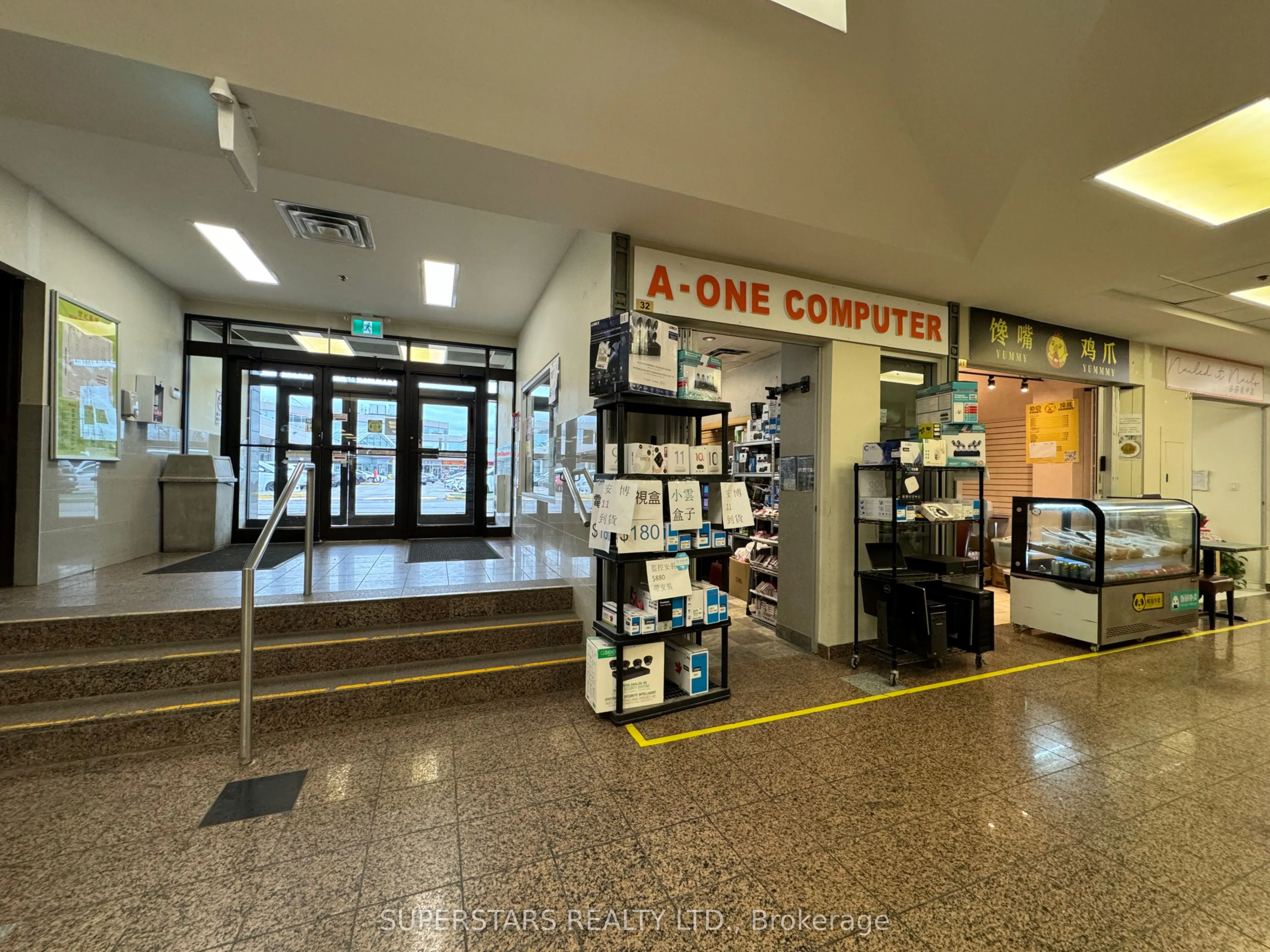 398 Ferrier Street, #31