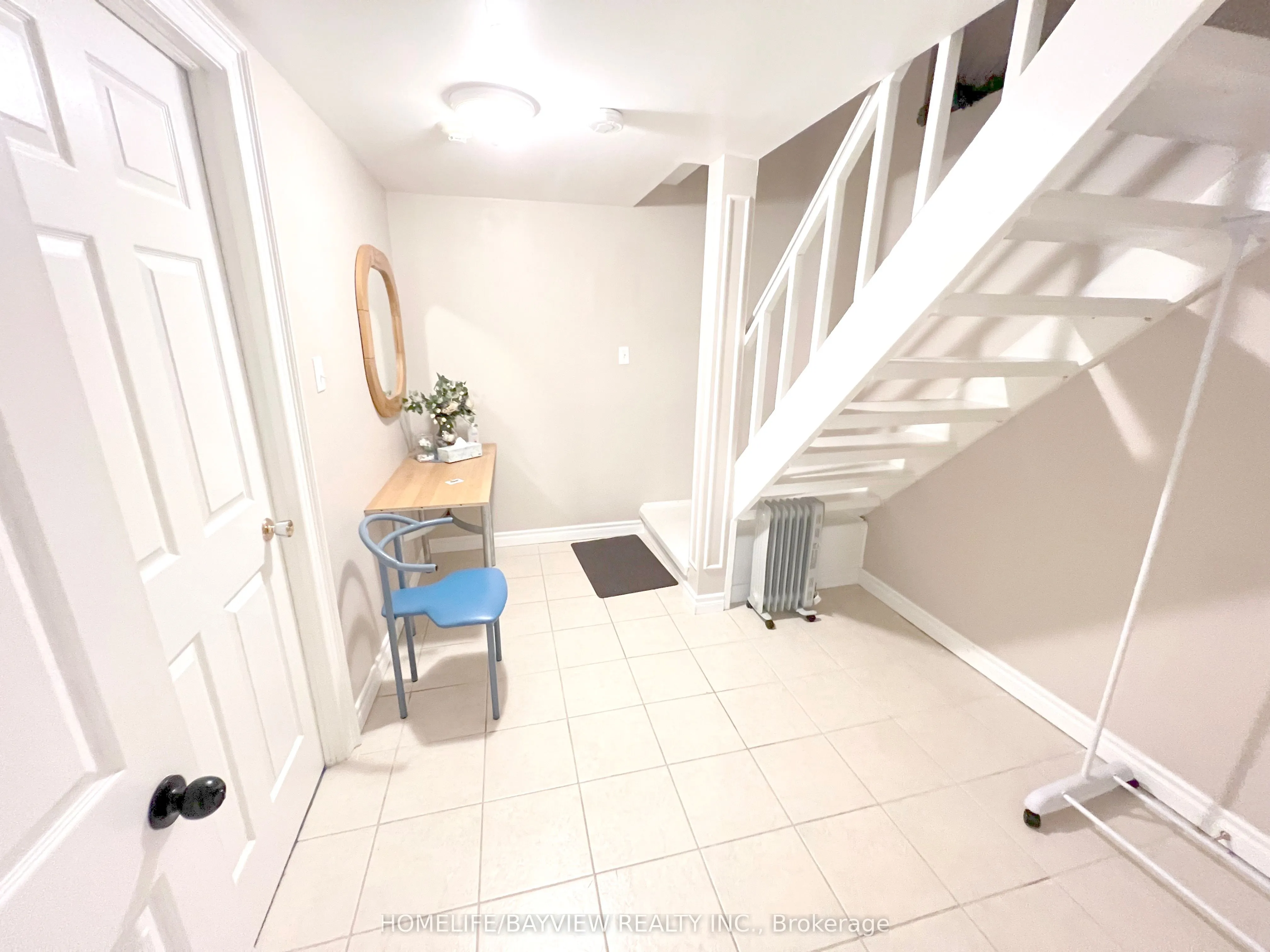 9 Elm Street, #Lower