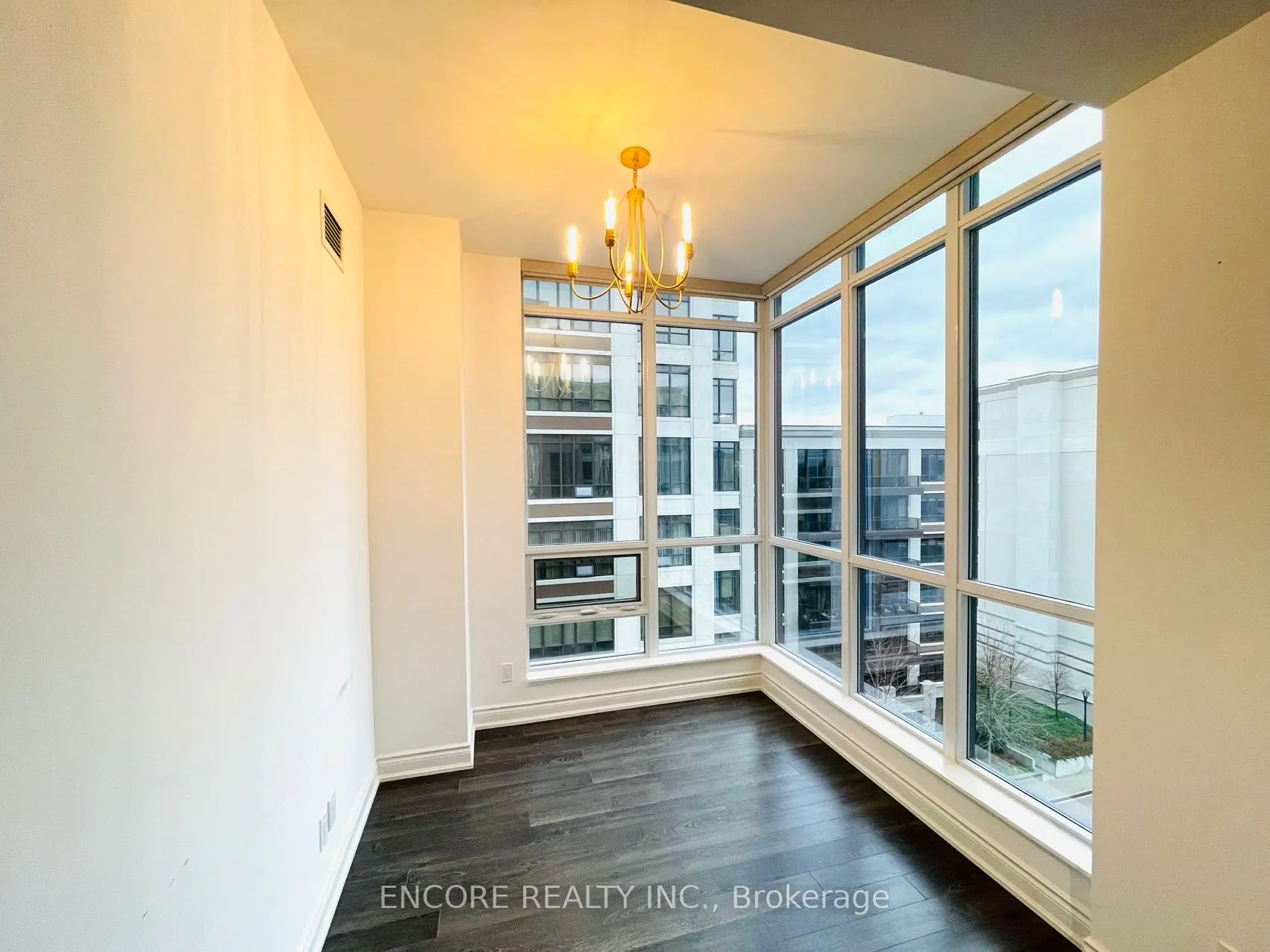 99 South Town Centre Boulevard, #B921