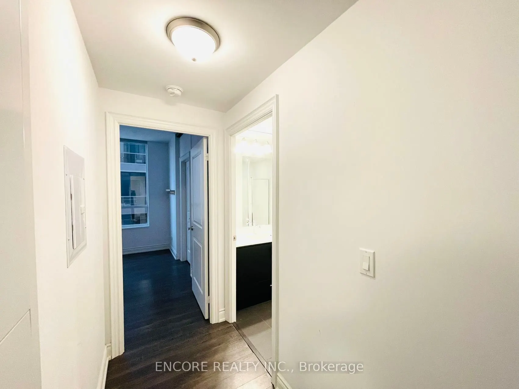 99 South Town Centre Boulevard, #B921